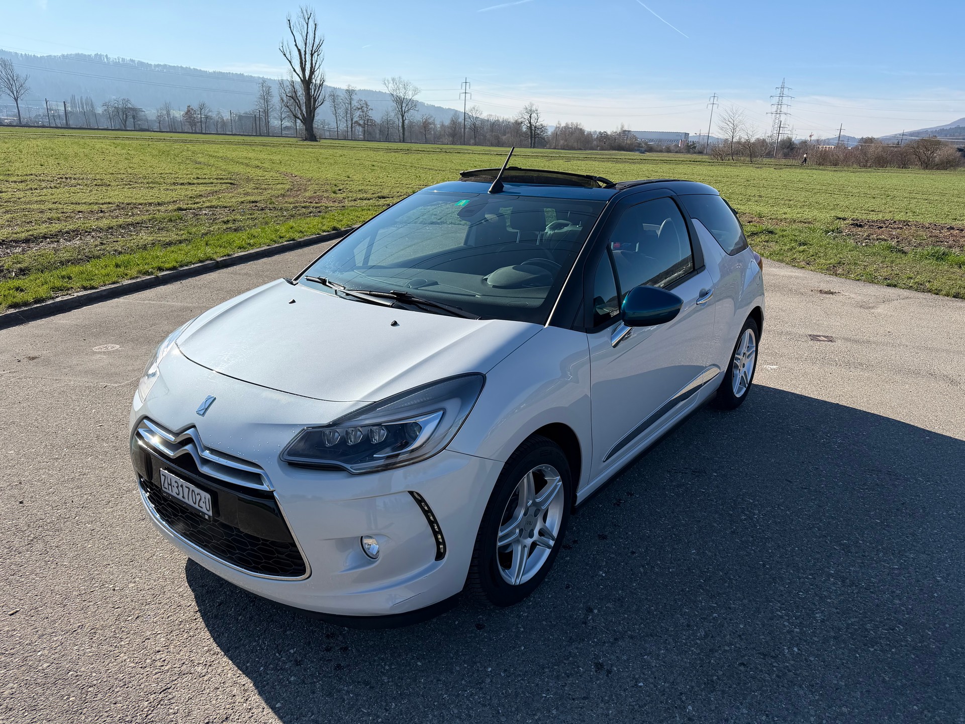 DS AUTOMOBILES DS3 Cabrio 1.2 Pure Tech Eye Tech-image-1