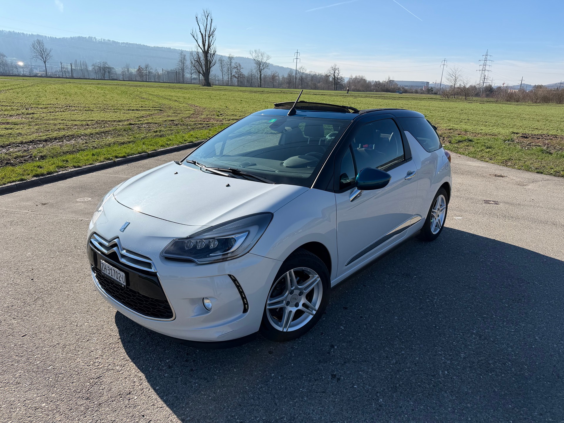 DS AUTOMOBILES DS3 Cabrio 1.2 Pure Tech Eye Tech-image-0