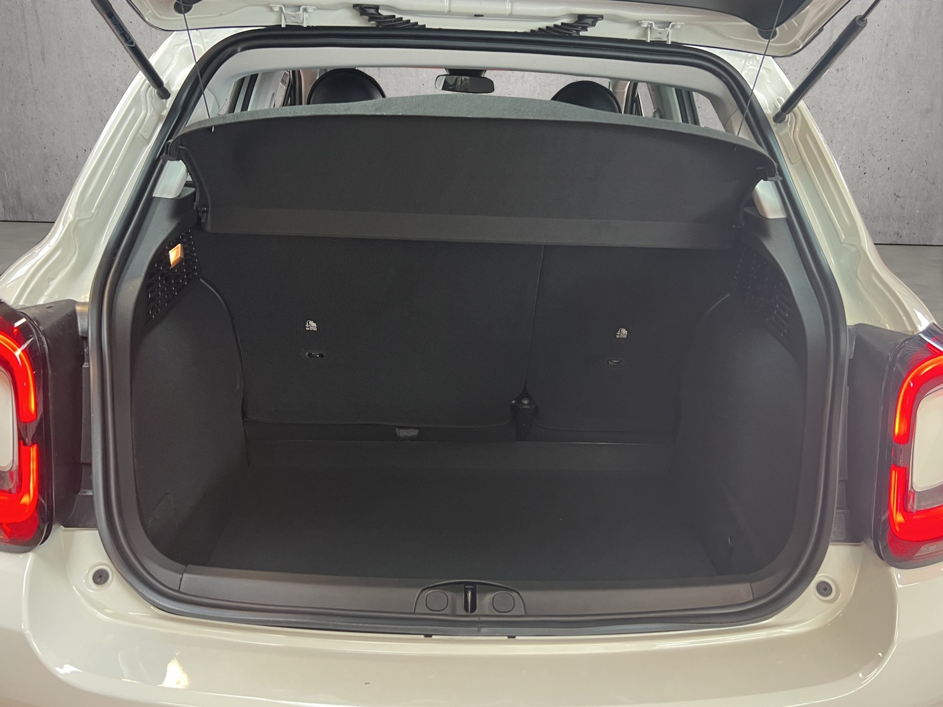 FIAT 500X 1.5 Hybrid Sport Final Edition-image-12