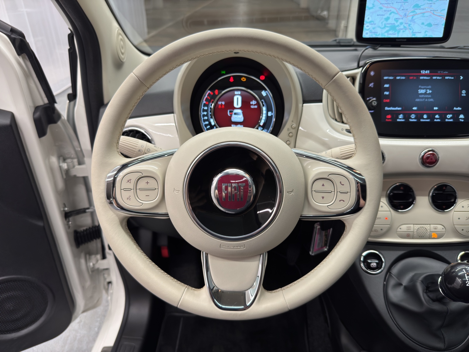 FIAT 500 1.0 Hybrid Lounge-image-13