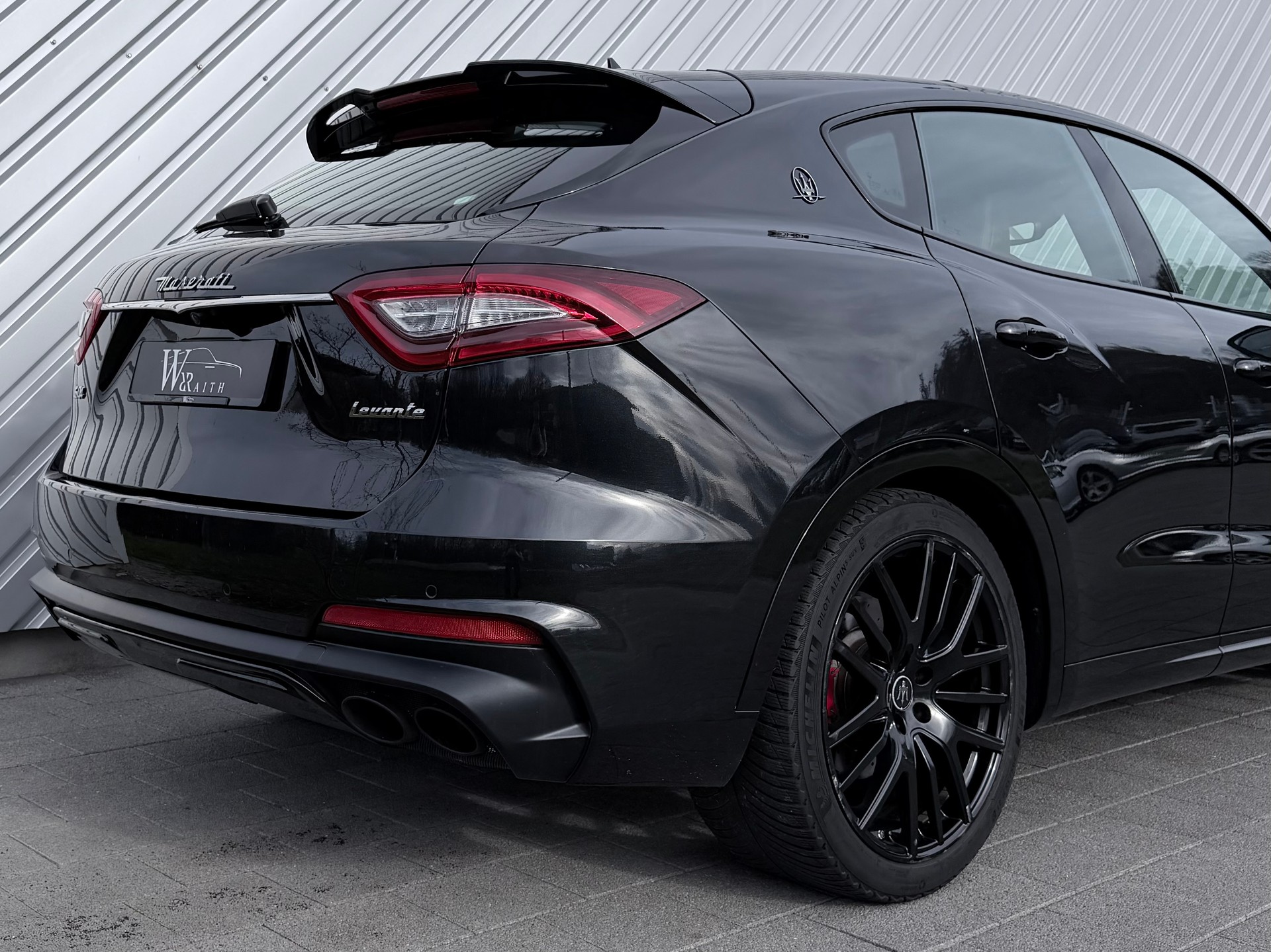 MASERATI Levante S 3.0 V6 GranSport Automatica-showroom-element-3