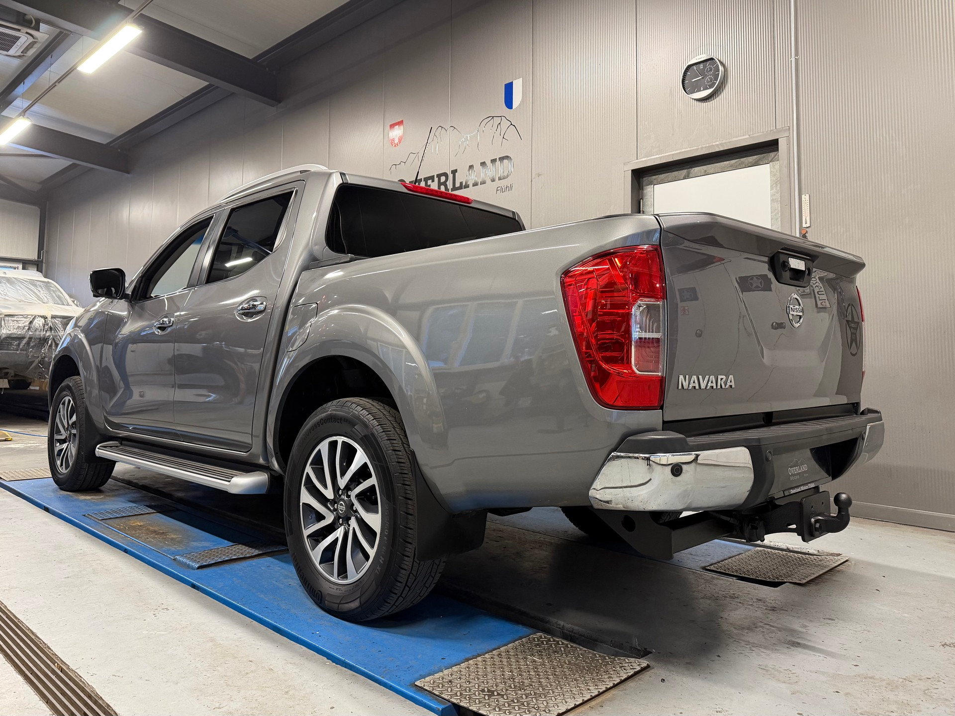 NISSAN Navara Double Cab Tekna 2.3 dCi 4WD Automatic-showroom-element-2