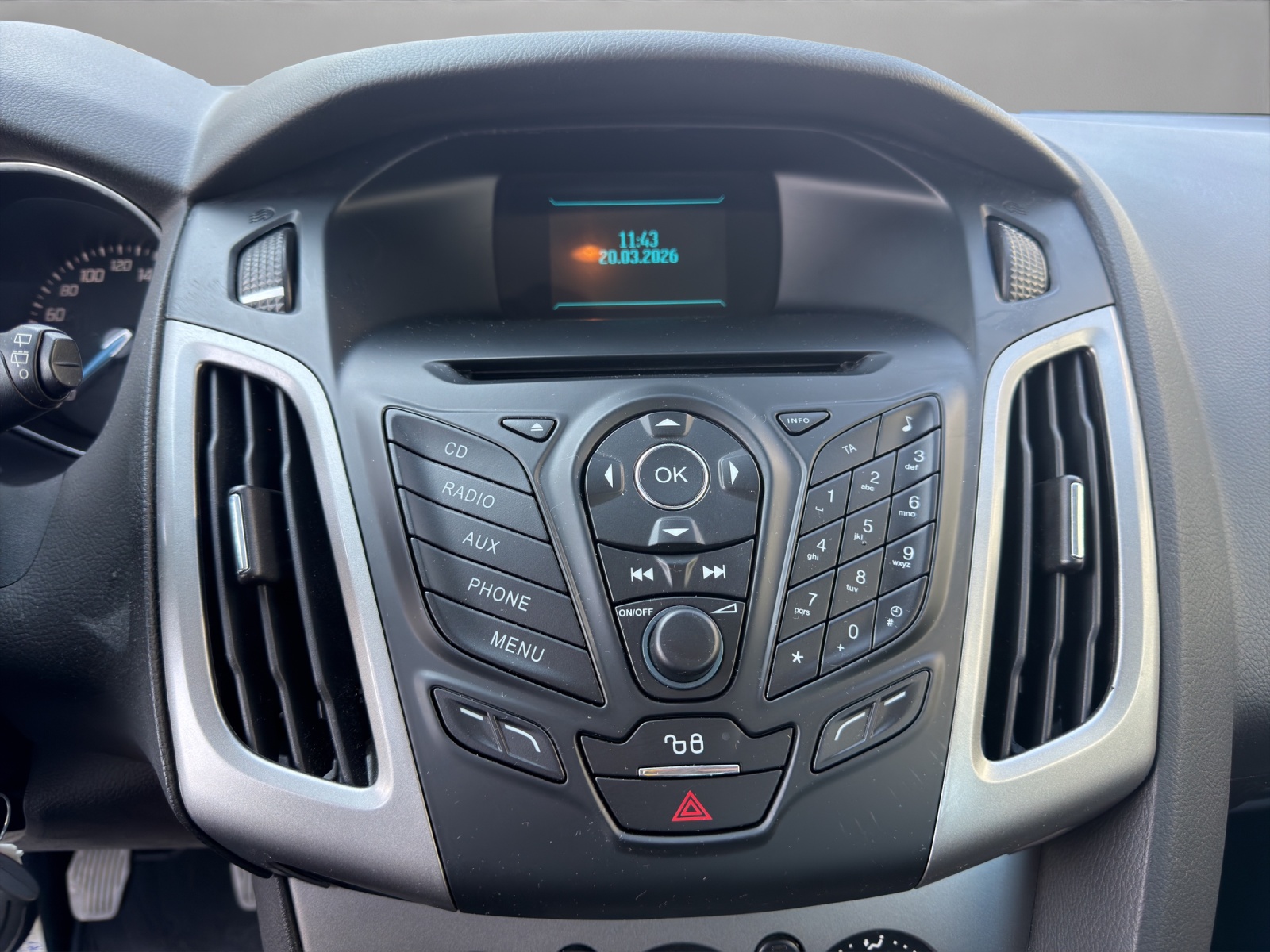 FORD Focus 1.0 SCTi Trend-image-14