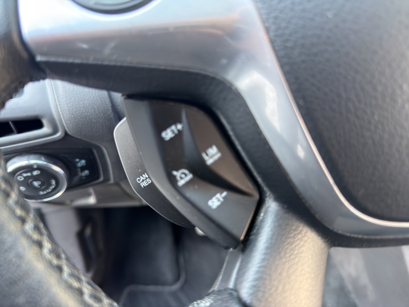 FORD Focus 1.0 SCTi Trend-image-22