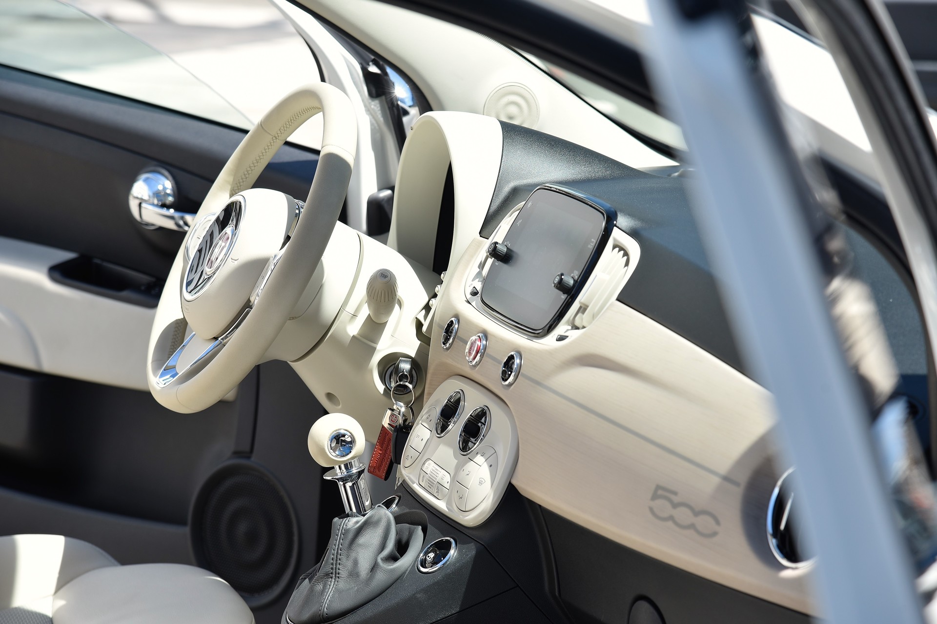 FIAT 500C 0.9 Twinair Dolcevita-image-5