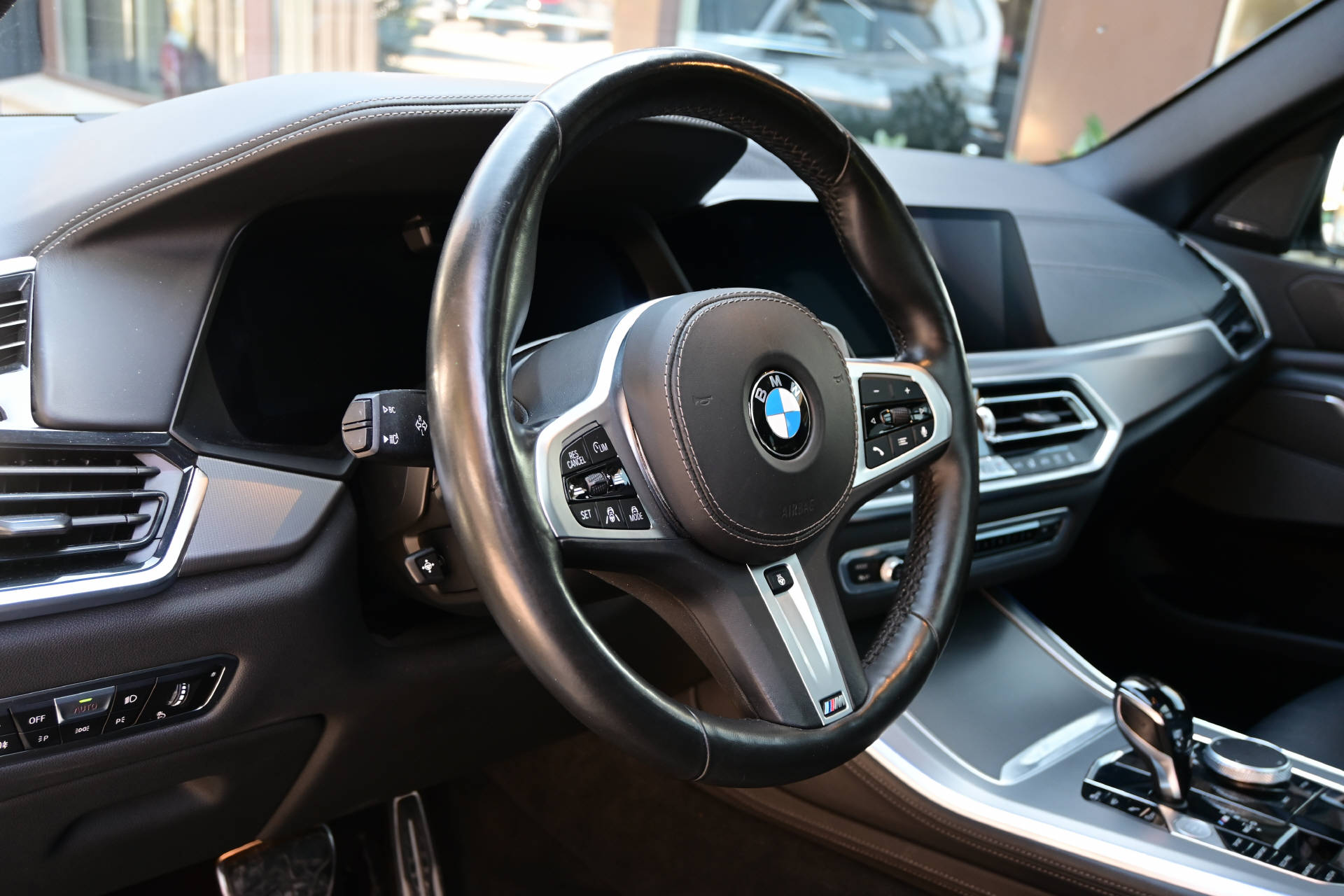 BMW X5 M50d xDrive-image-8