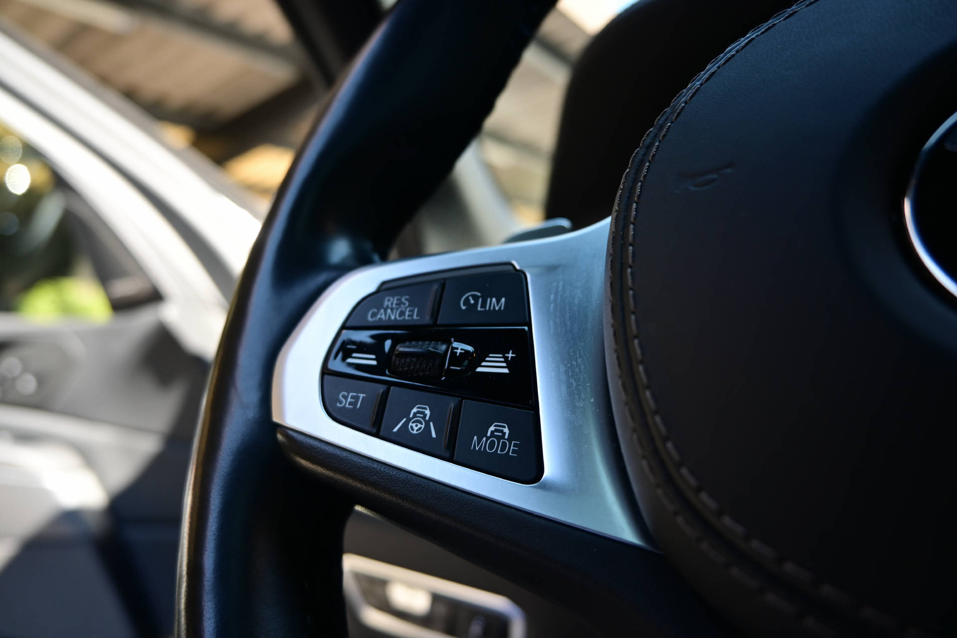BMW X5 M50d xDrive-image-11
