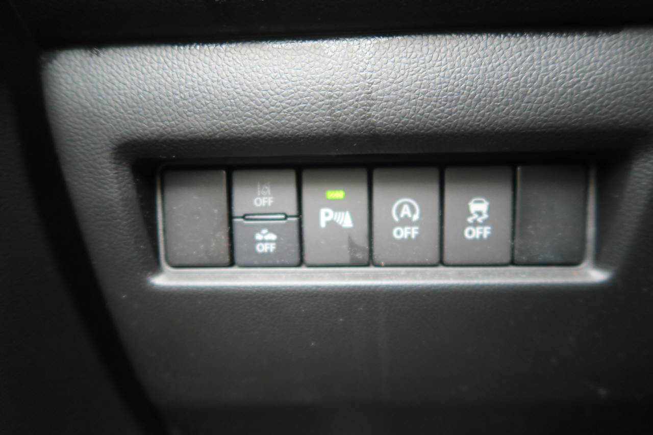 SUZUKI Swift 1.2 Compact Top Hybrid 4x4-image-7