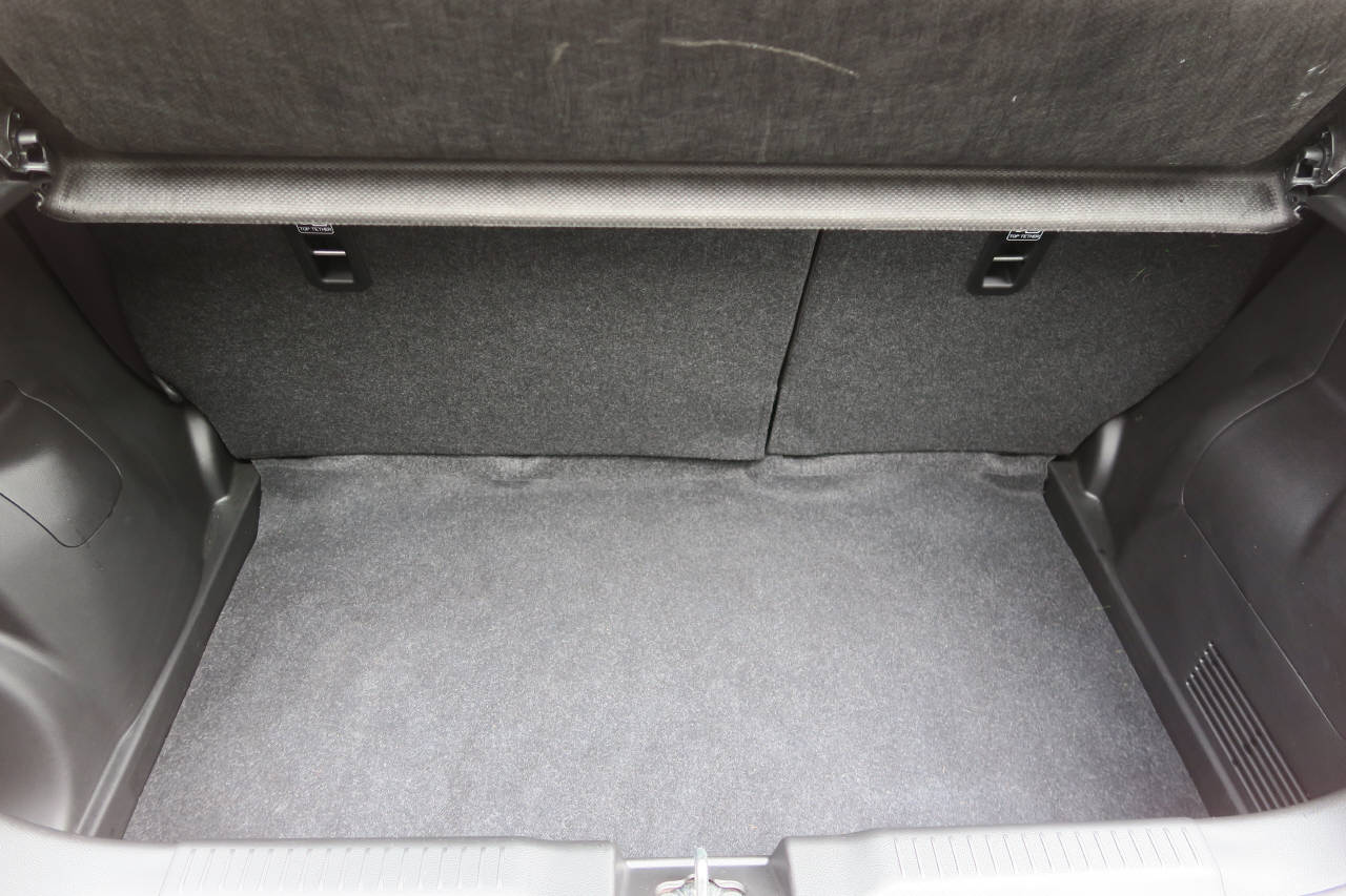 SUZUKI Swift 1.2 Compact Top Hybrid 4x4-image-13