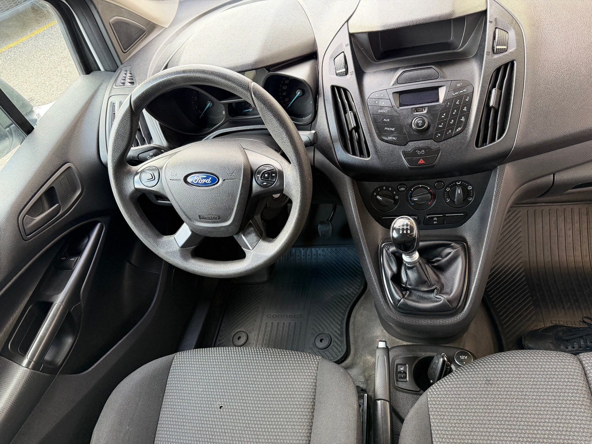FORD Transit Connect Van T200 1.0 EcoBoost Trend-image-9