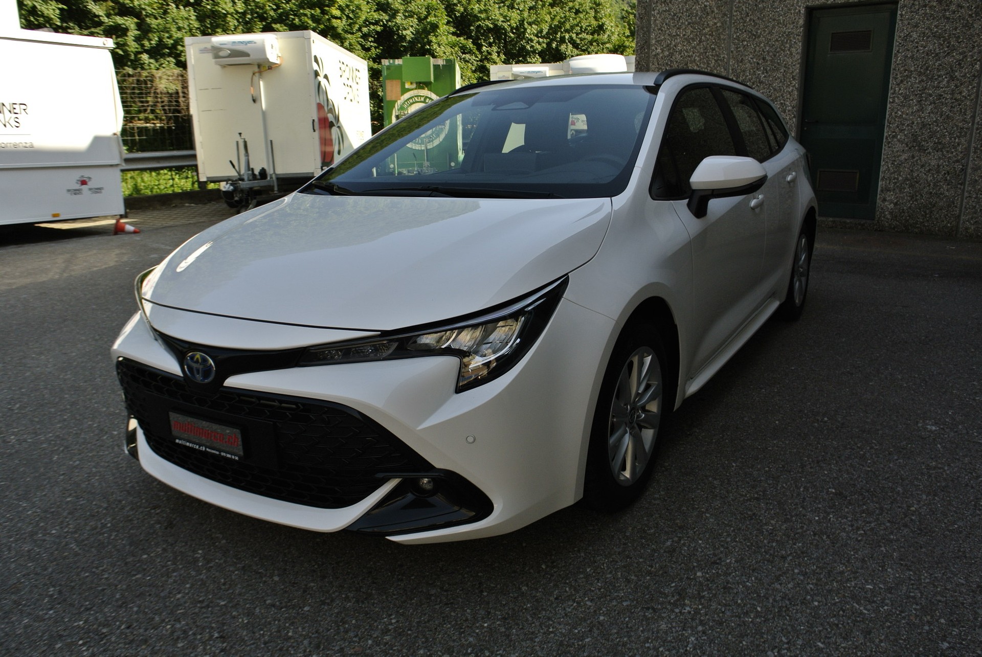 TOYOTA Corolla Touring Sports 1.8 HSD Comfort e-CVT-showroom-element-1