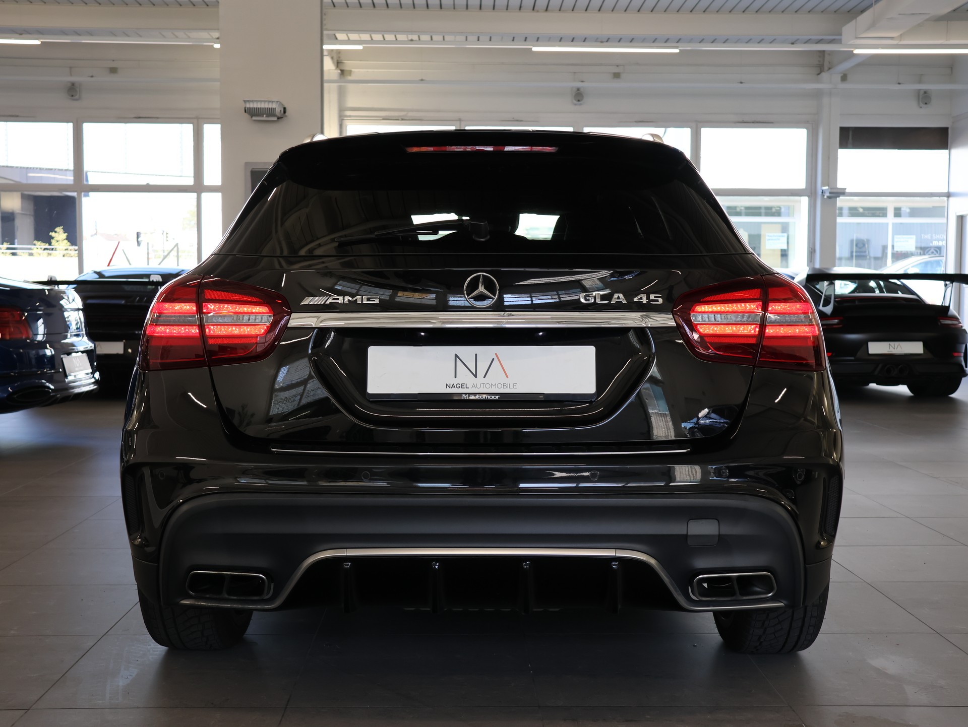 MERCEDES-BENZ GLA 45 AMG 4Matic 7G-DCT *360 Kamera* *Edition One* *Panoramadach*-image-4