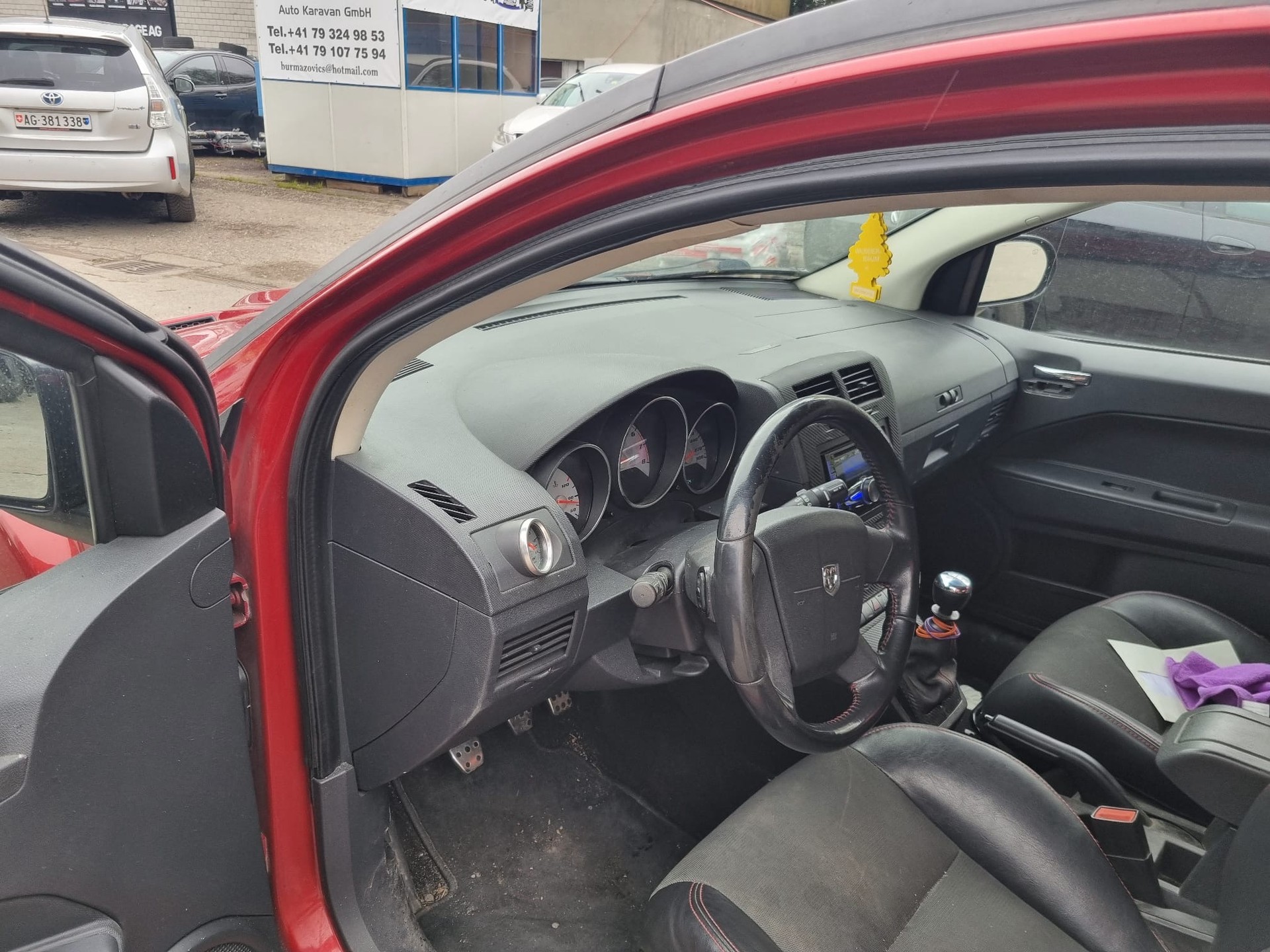 DODGE Caliber 2.4 SRT4-image-8