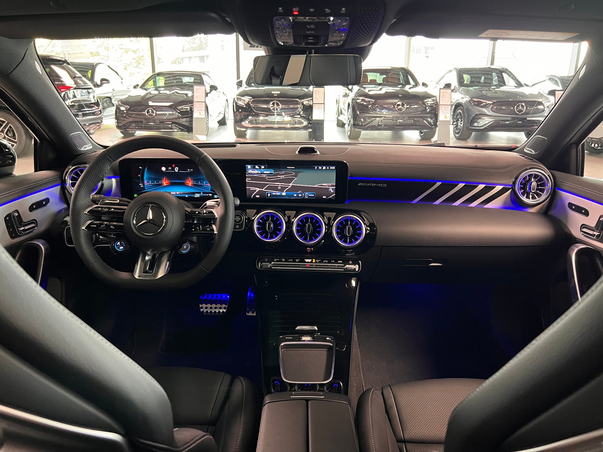 MERCEDES-BENZ A AMG 45 S 4Matic+ 8G-DCT-image-10