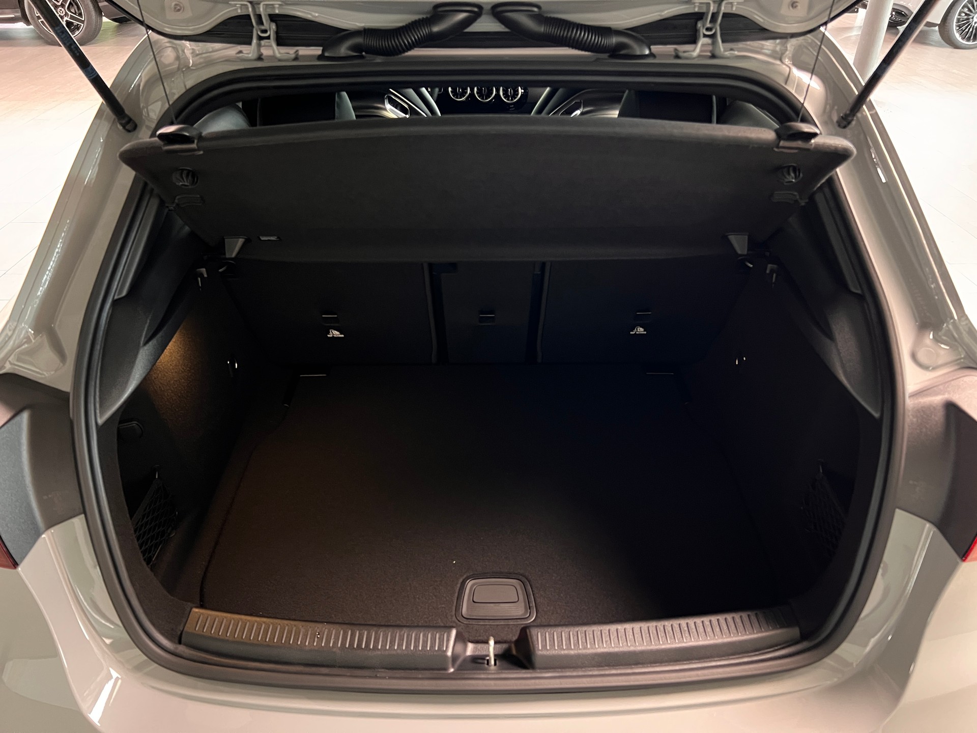 MERCEDES-BENZ A AMG 45 S 4Matic+ 8G-DCT-image-6