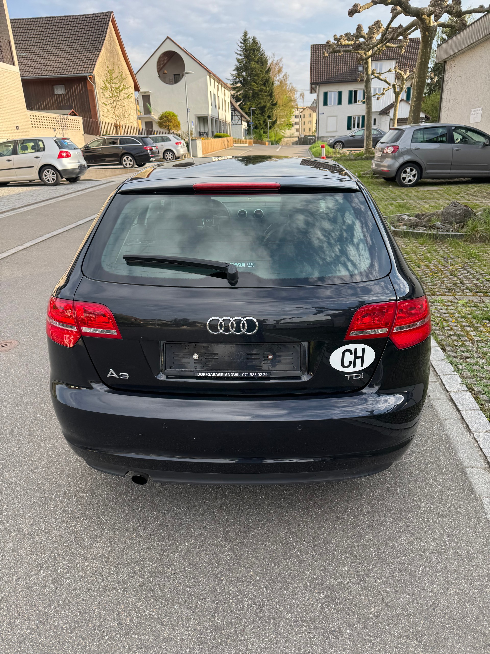 AUDI A3 1.6 TDI Attraction-image-5