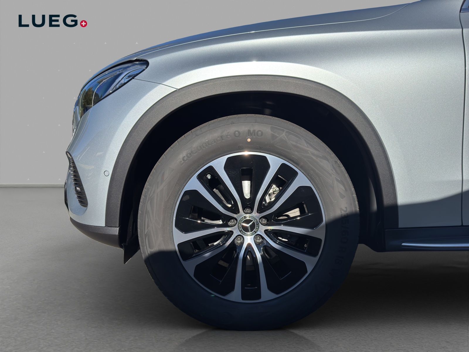 MERCEDES-BENZ GLC 200-image-5