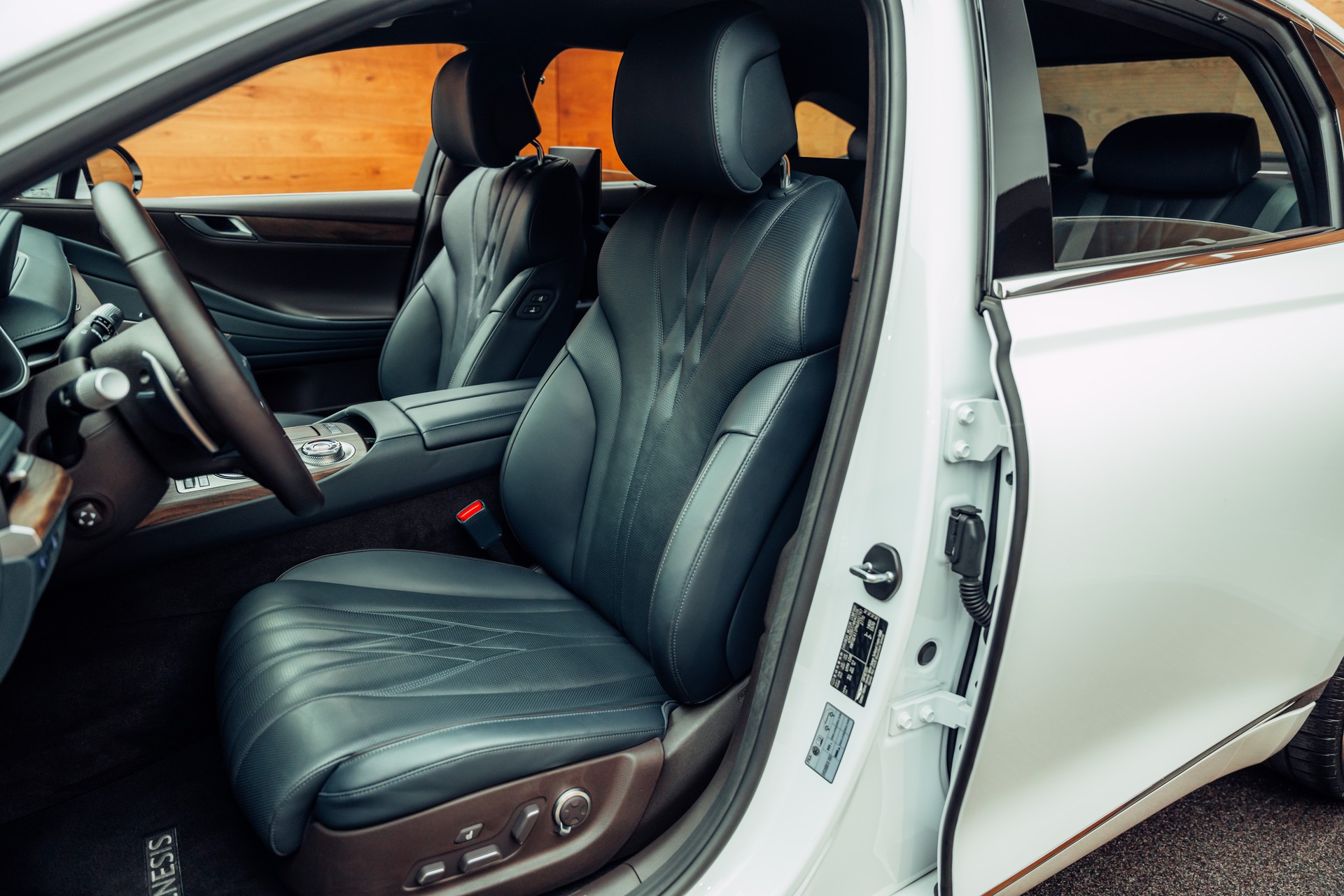 GENESIS G80 Electrificed Luxury 87,2kWh AWD-image-6