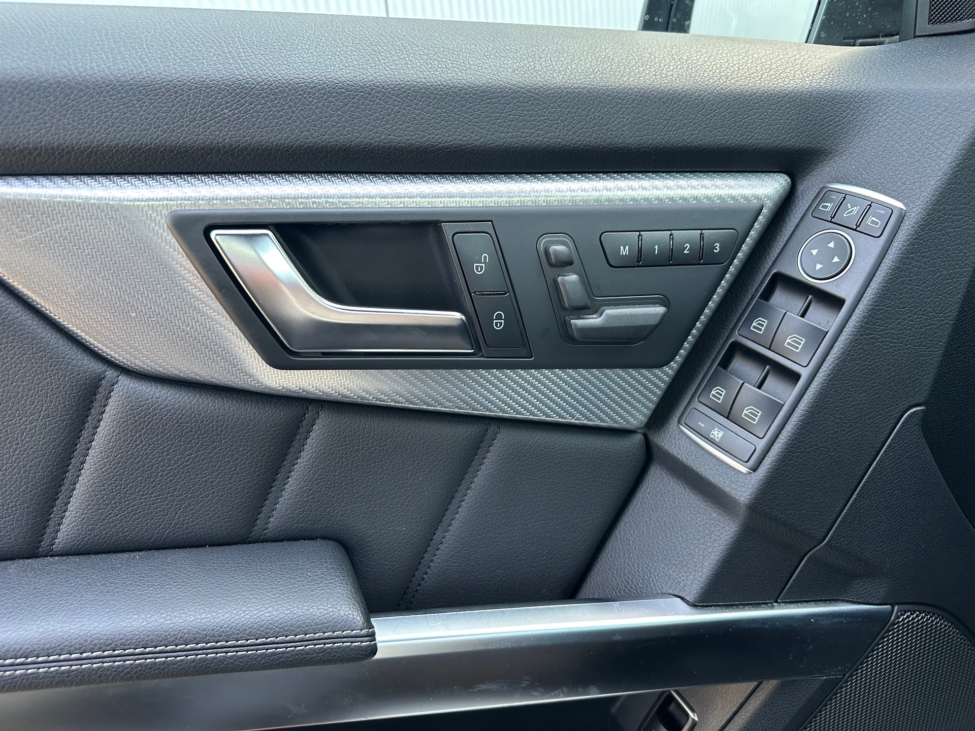 MERCEDES-BENZ GLK 350 CDI 4Matic 7G-Tronic-image-12