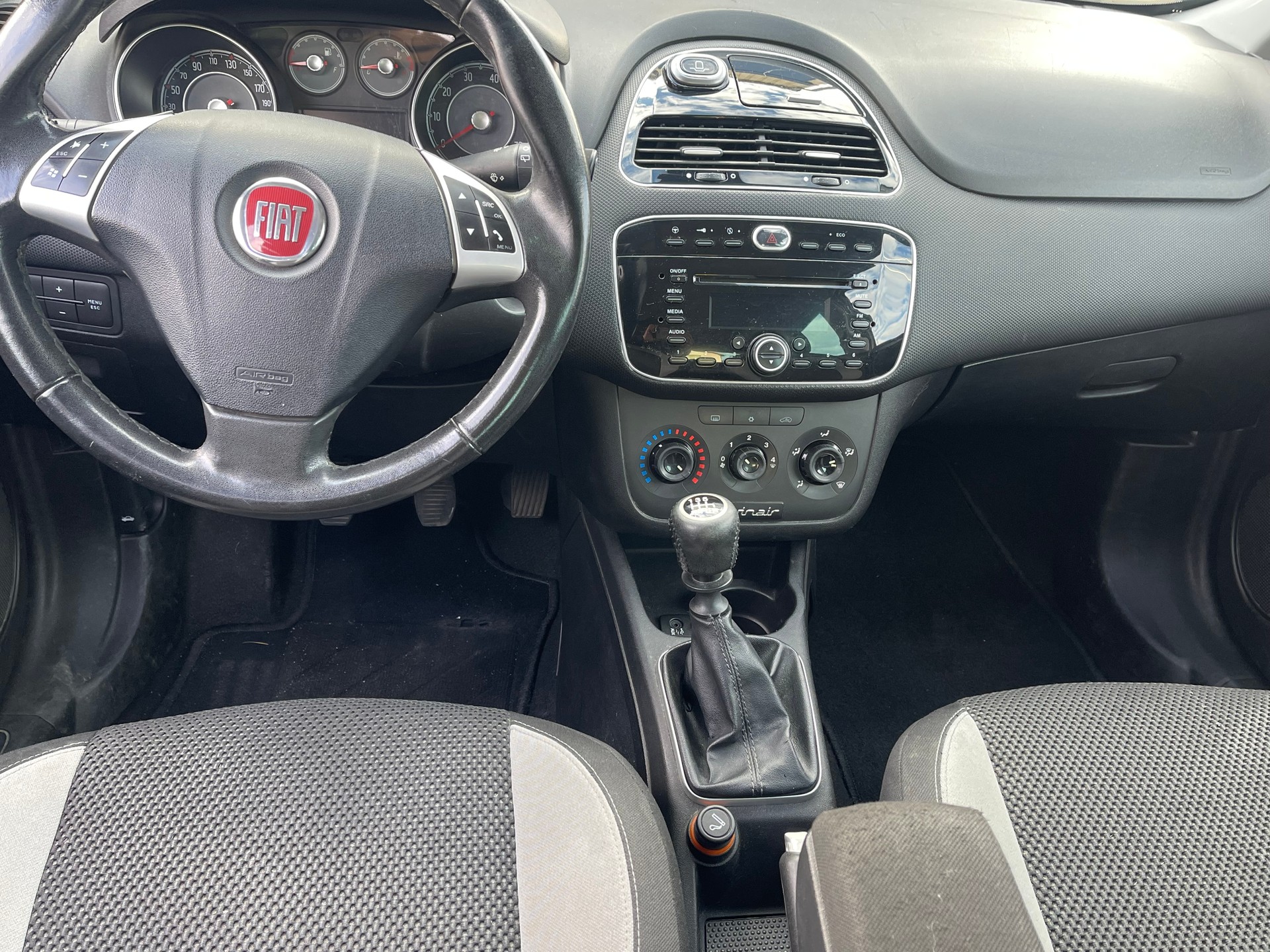FIAT Punto 0.9 Twinair-image-4
