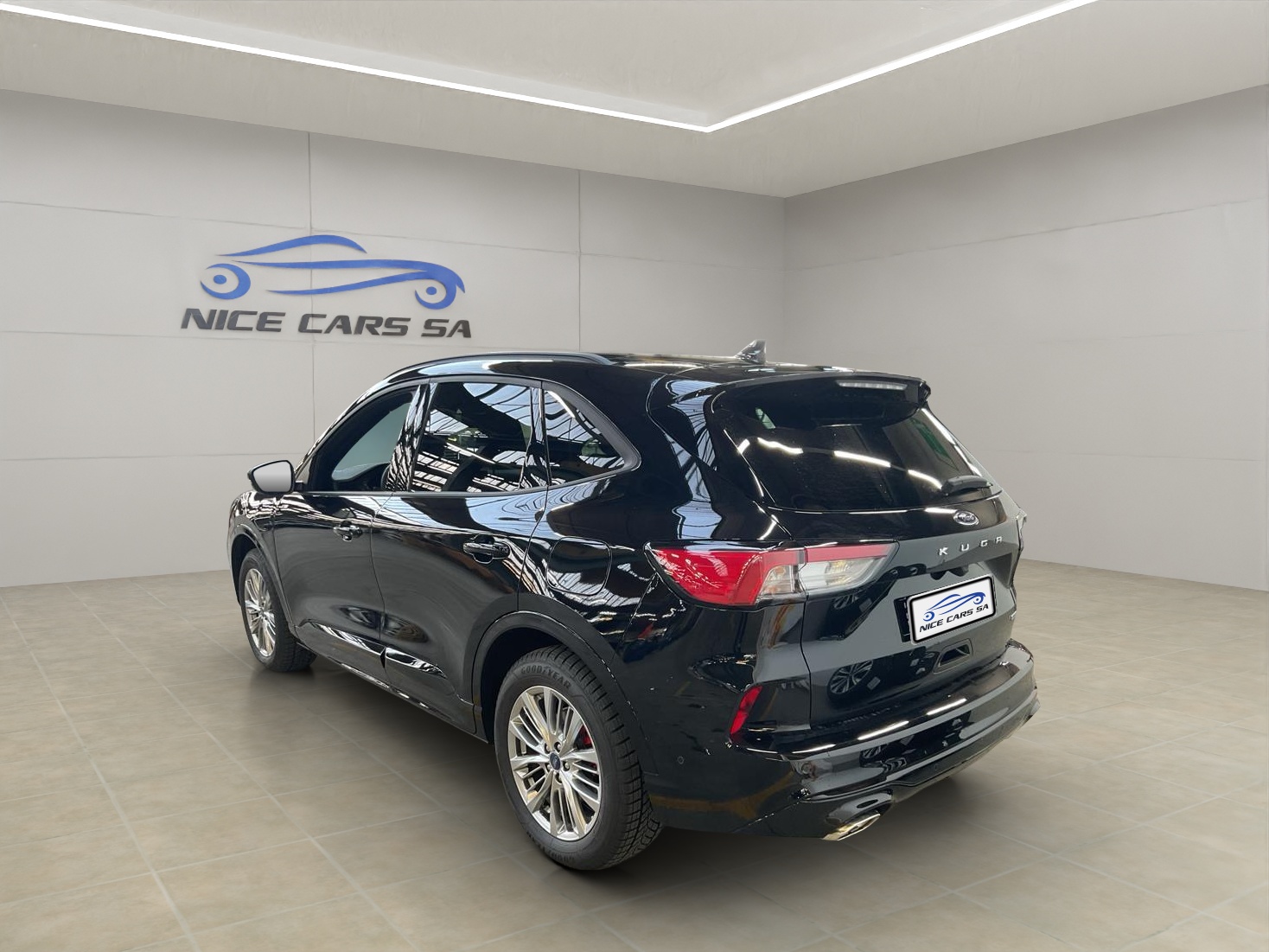 FORD Kuga 2.5 PHEV ST-Line X 2WD-image-5