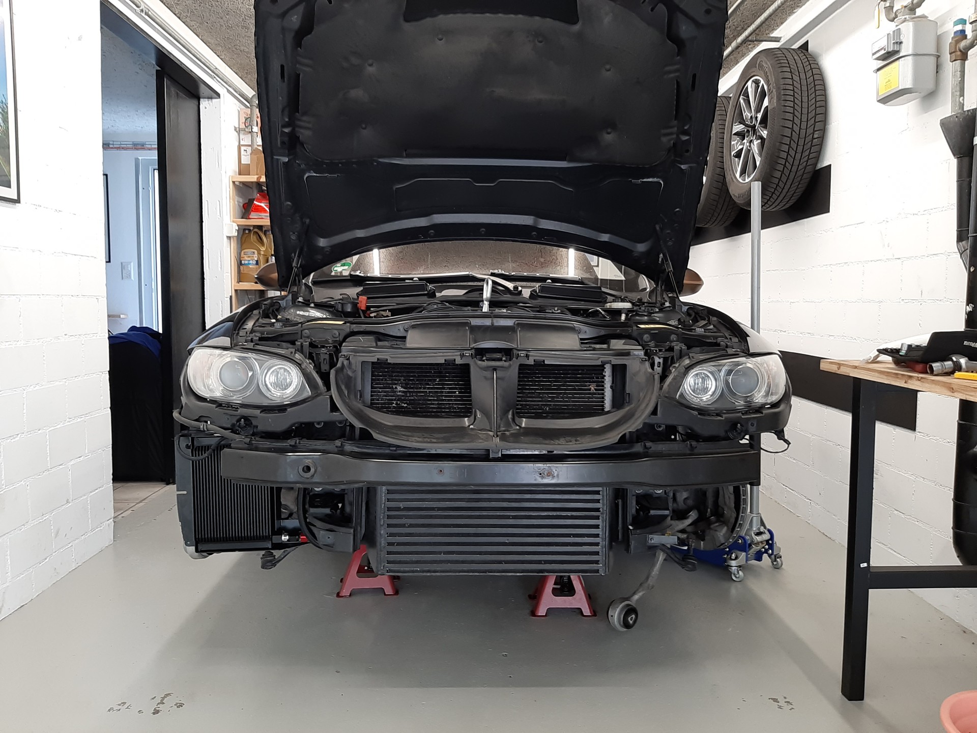 BMW 335i-image-14