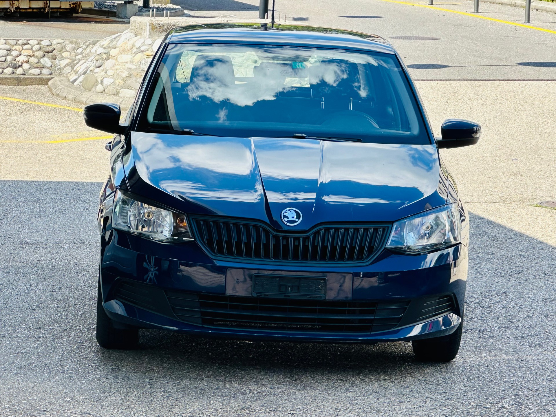 SKODA Fabia 1.0 Active-image-1