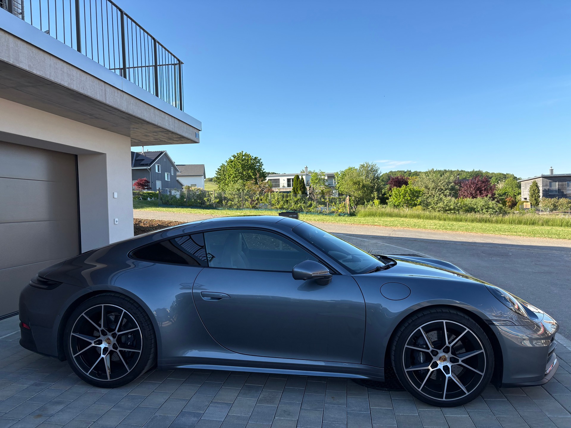 PORSCHE 3.0 Carrera PDK-image-1