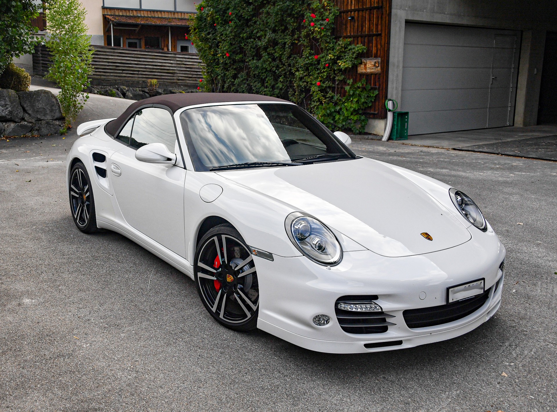 PORSCHE 911 Cabrio Turbo PDK-image-9