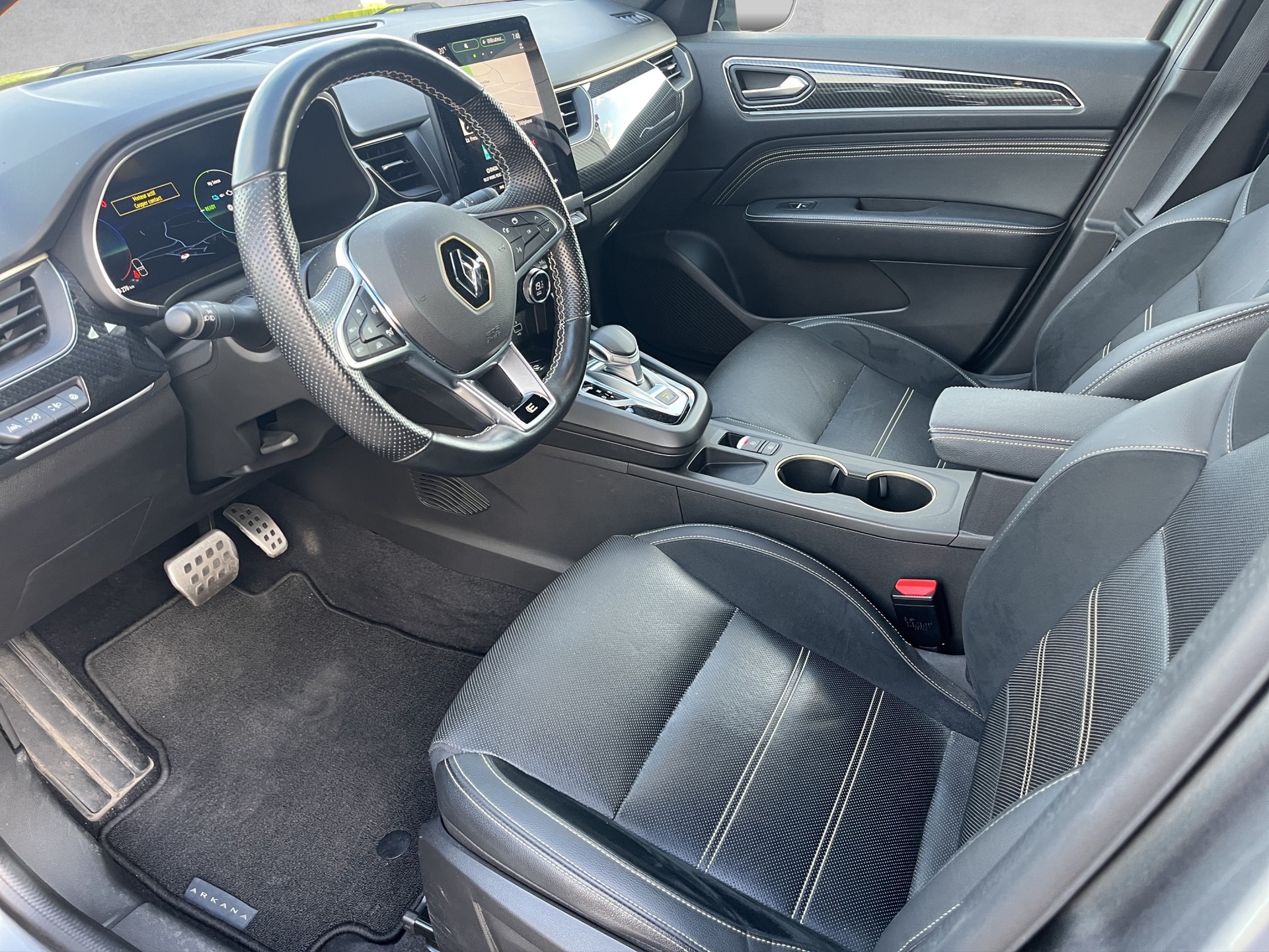 RENAULT Arkana 1.6 E-Tech Engineered-image-9