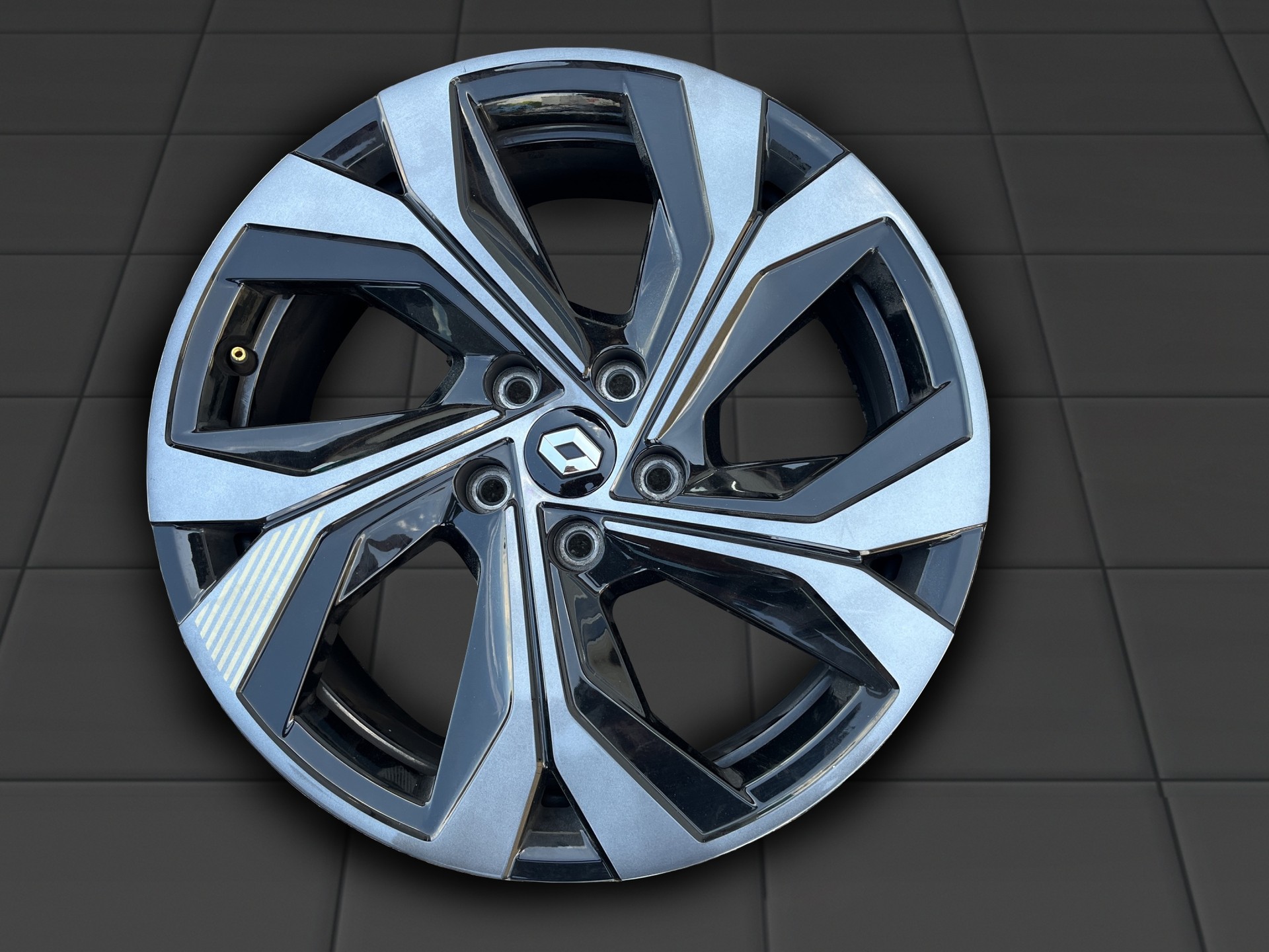 RENAULT Arkana 1.6 E-Tech Engineered-image-15