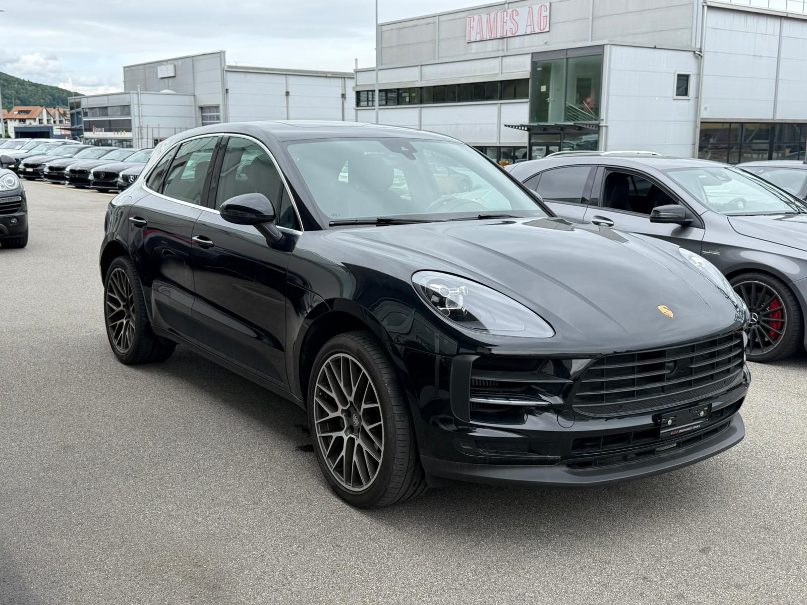 PORSCHE Macan S PDK-image-5