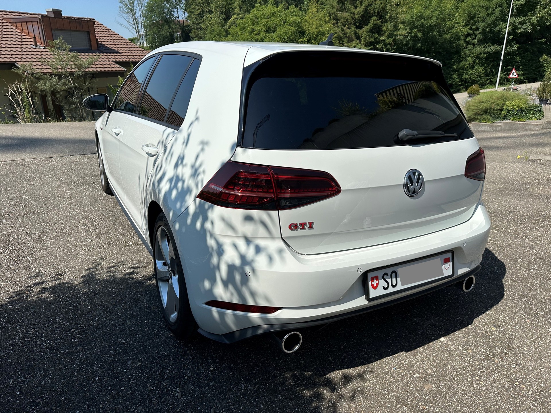 VW 2.0 TSI GTI Performance DSG-image-3