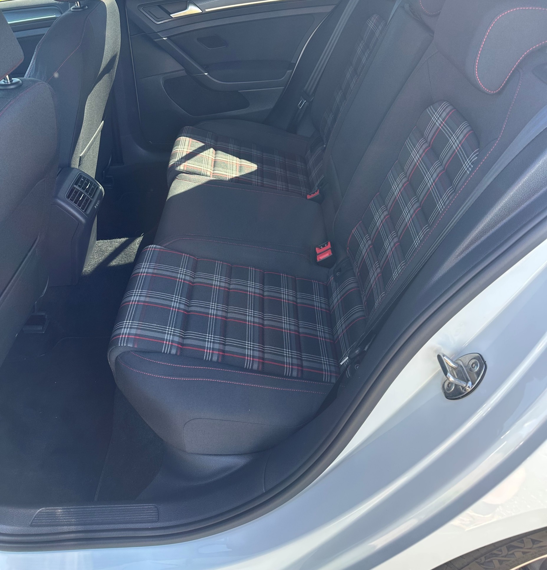 VW 2.0 TSI GTI Performance DSG-image-6