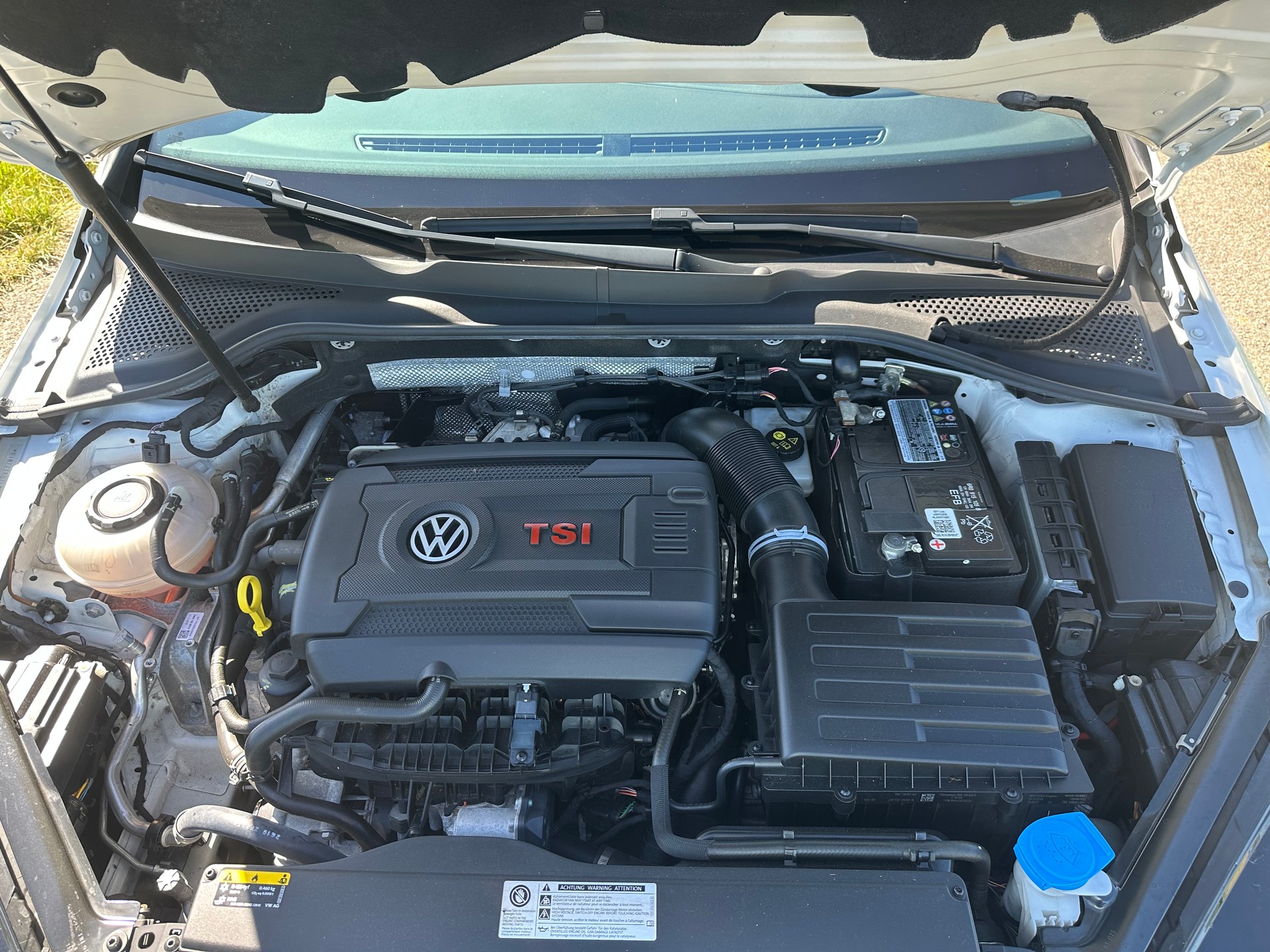 VW 2.0 TSI GTI Performance DSG-image-10