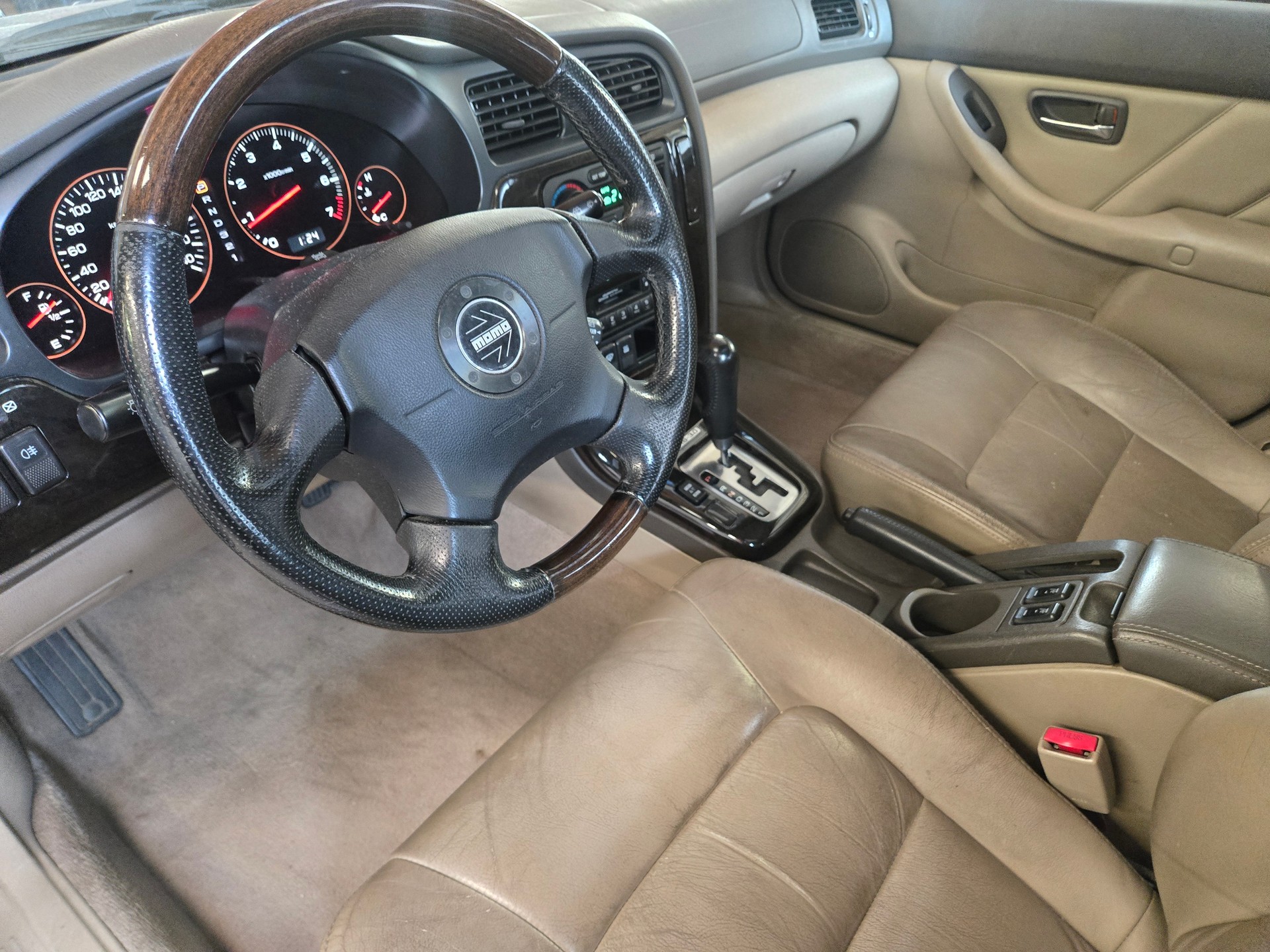 SUBARU Outback H6 3.0-image-12