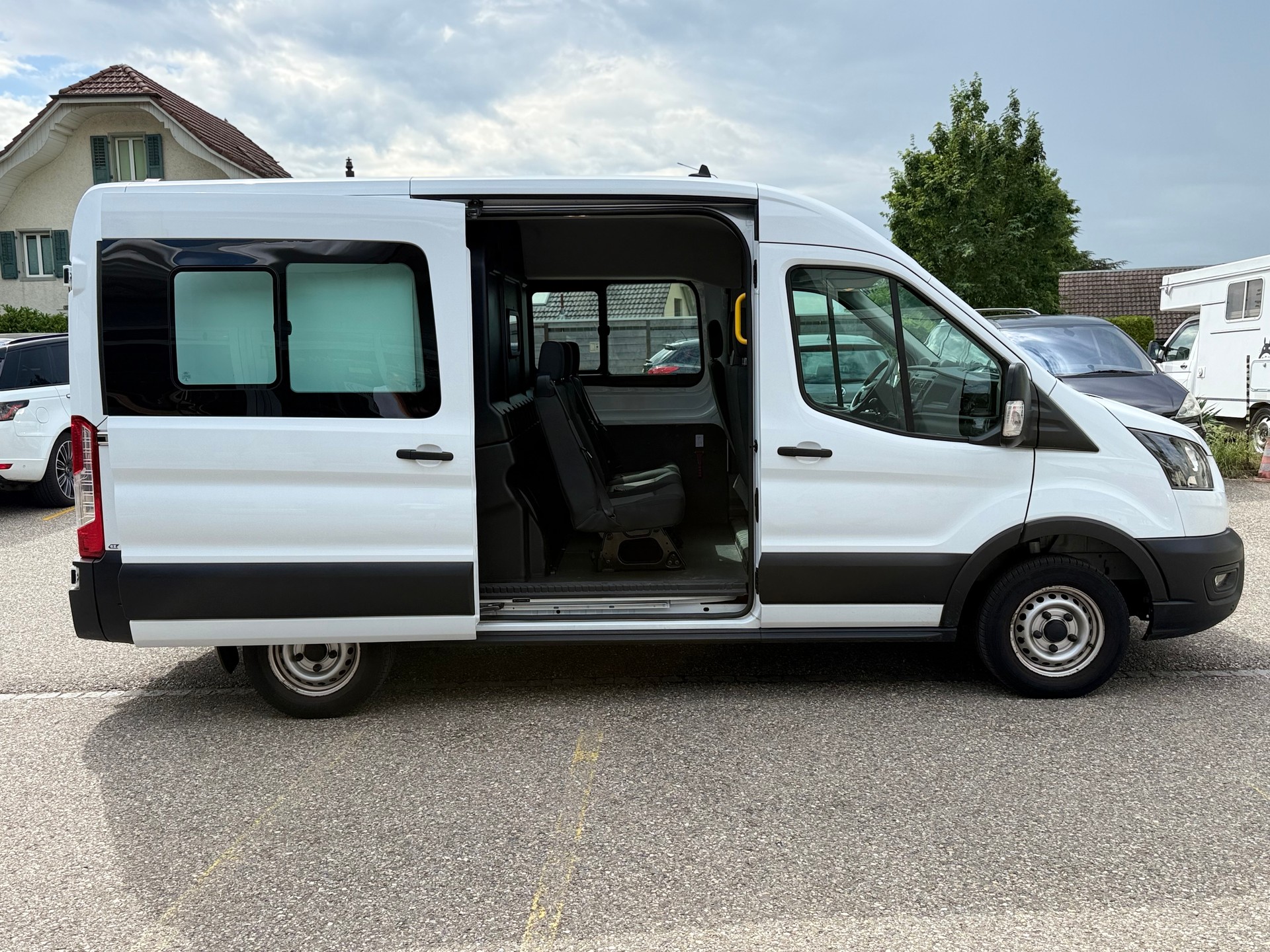 FORD Transit Van Mixto 6 Plätze DCiV 310 L2 Ambiente 2.0 TDCi 130 FWD-showroom-element-3