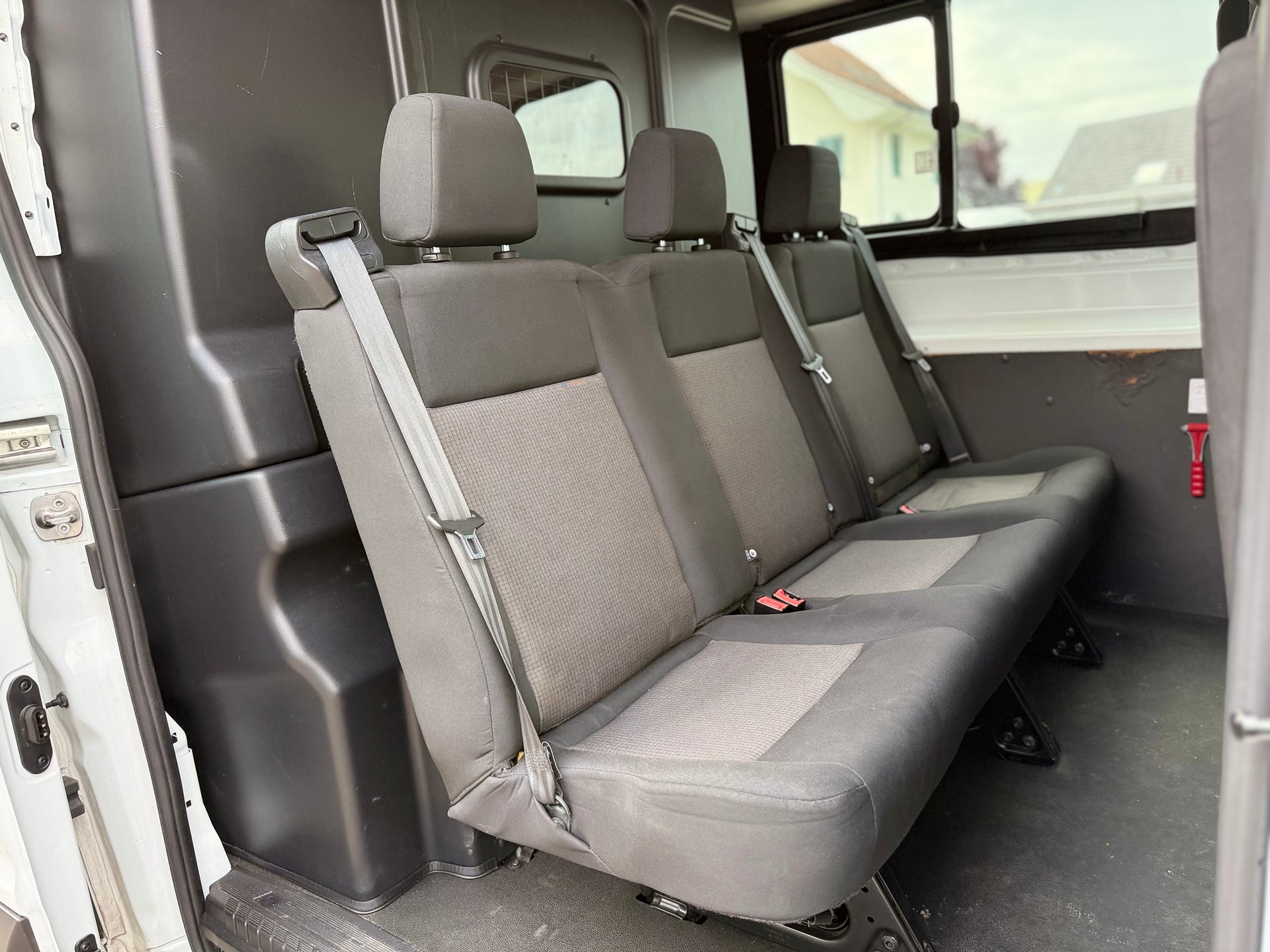 FORD Transit Van Mixto 6 Plätze DCiV 310 L2 Ambiente 2.0 TDCi 130 FWD-image-16