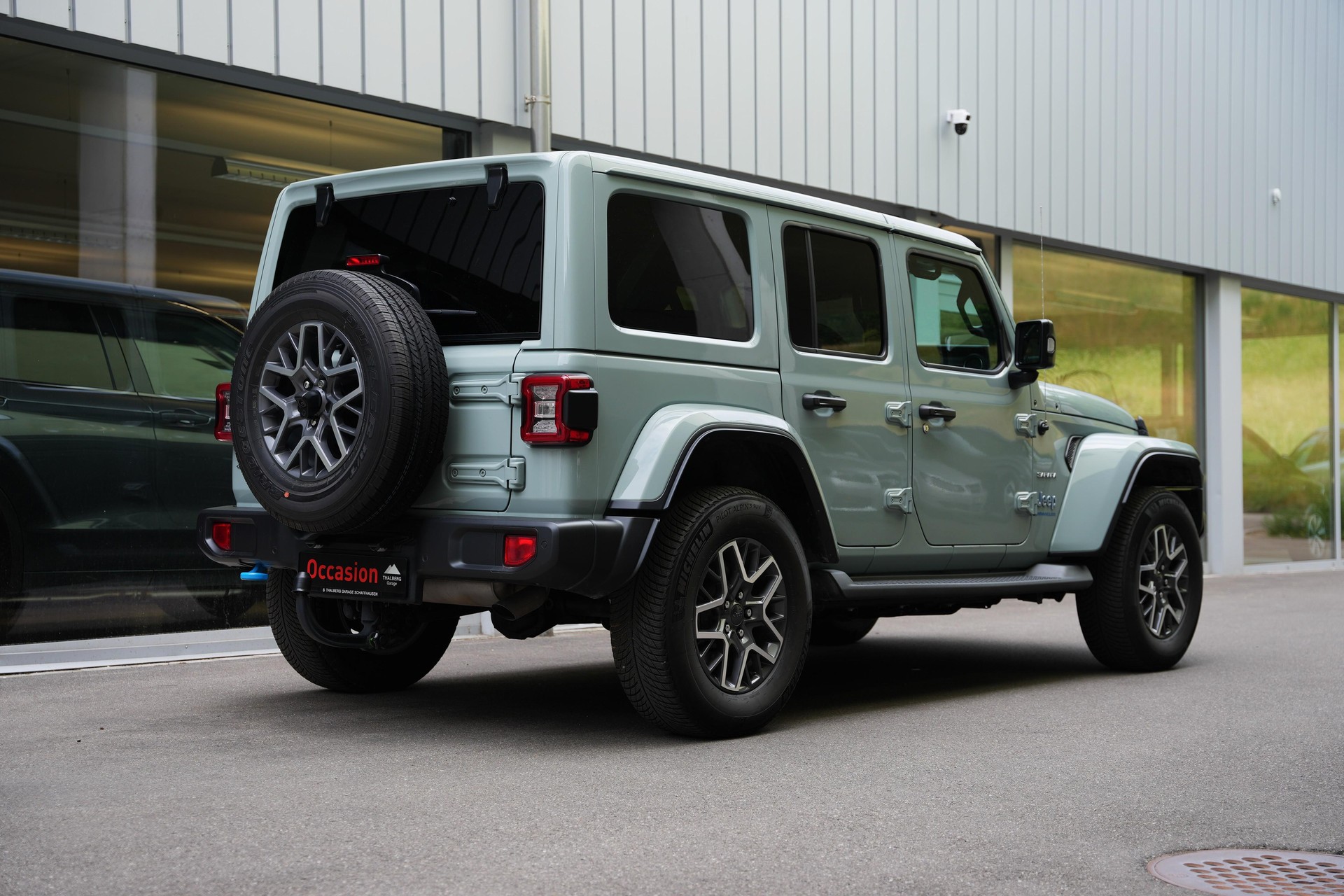JEEP Wrangler 2.0 Turbo Sahara Unlimited 4xe-image-3