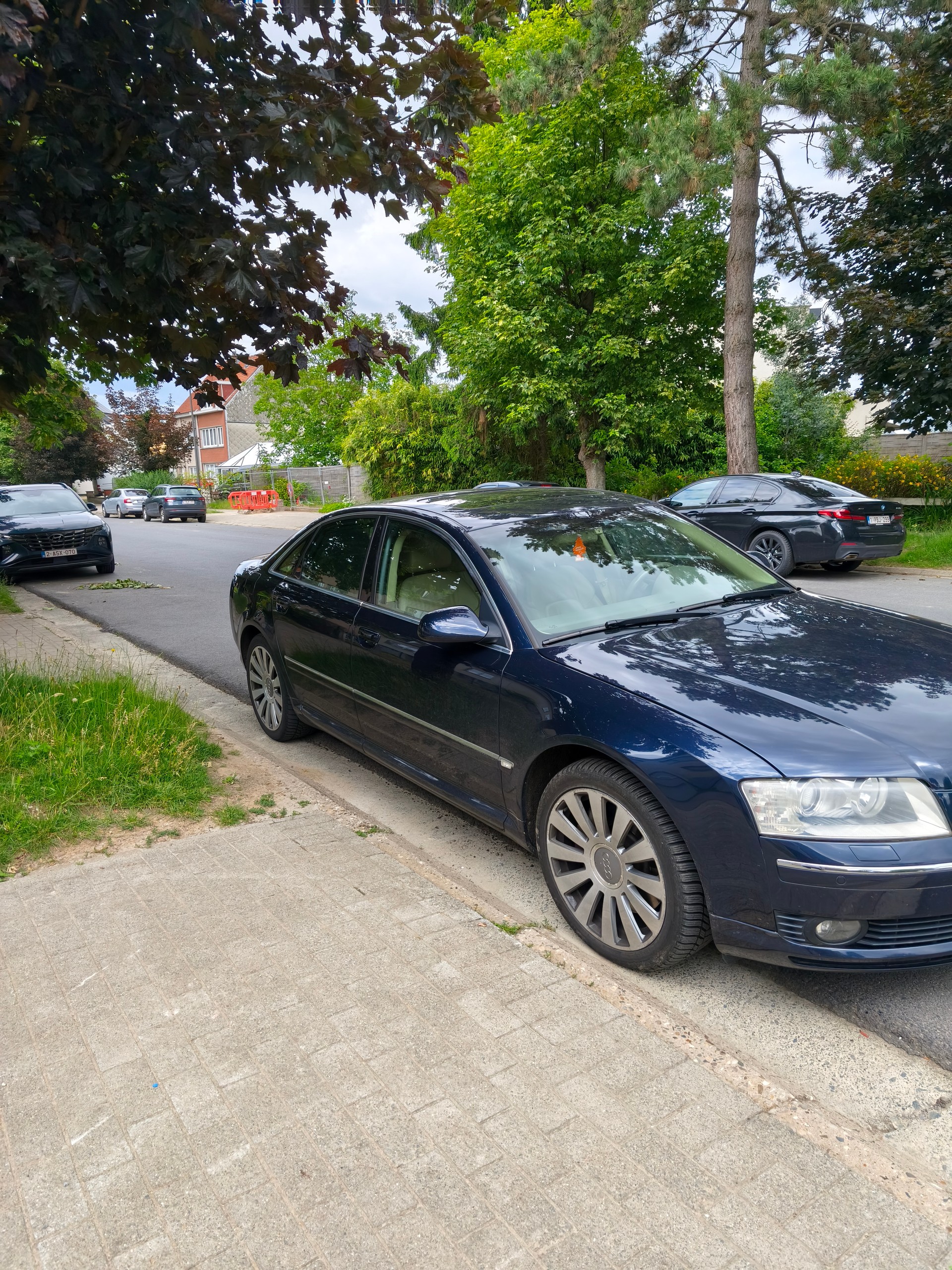 AUDI 4.2 V8 quattro-image-3
