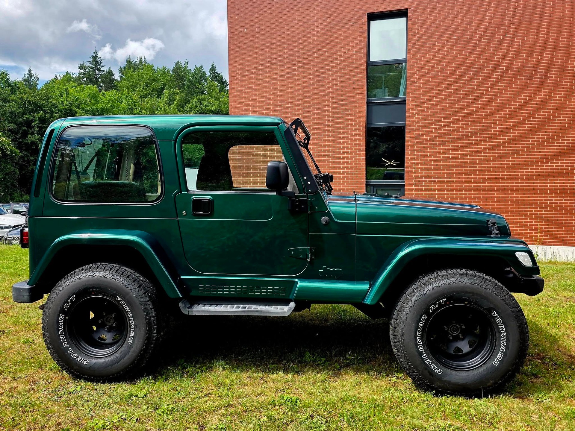 JEEP Wrangler 4.0 Sahara Hardtop-image-1