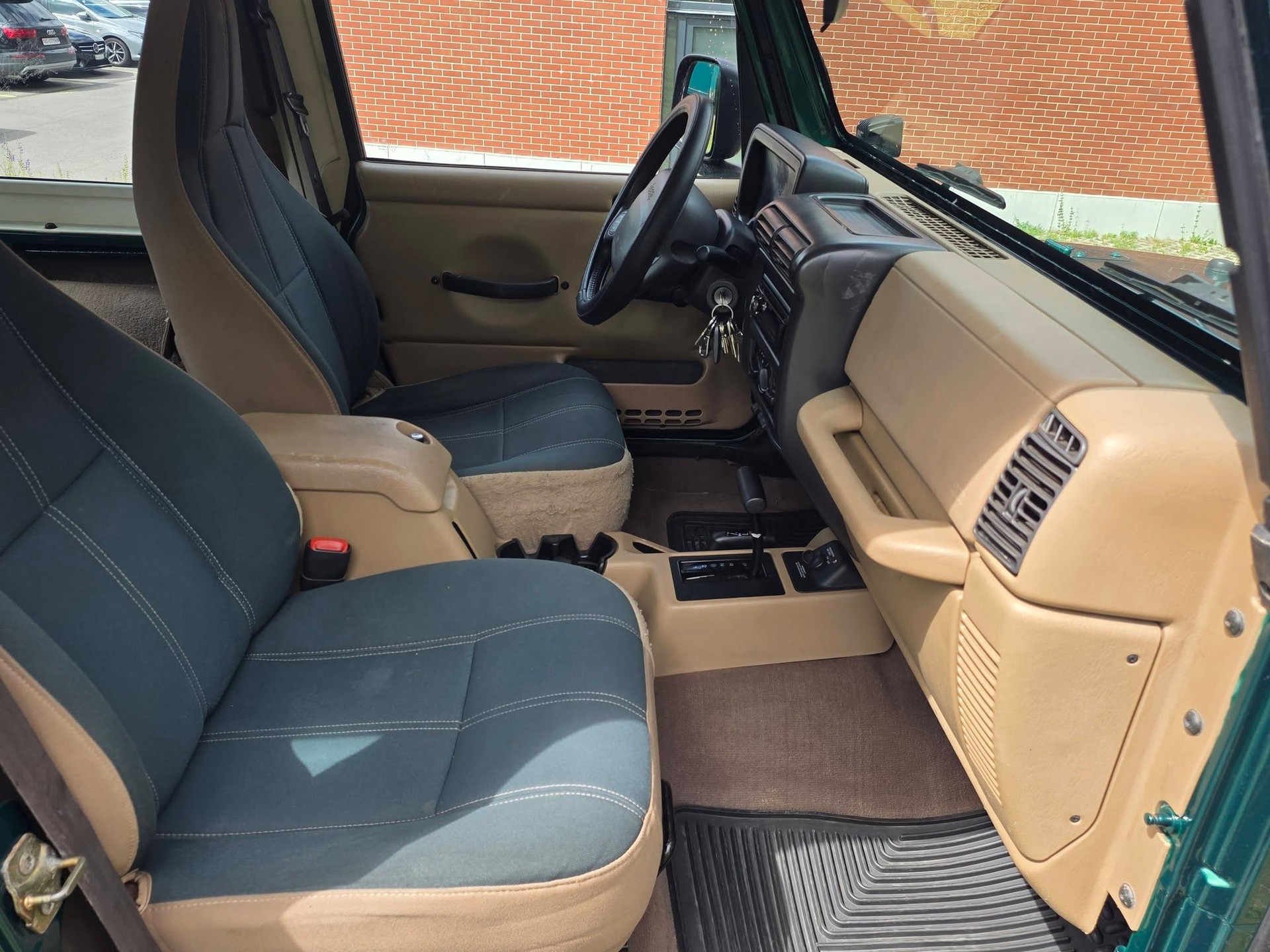 JEEP Wrangler 4.0 Sahara Hardtop-image-7