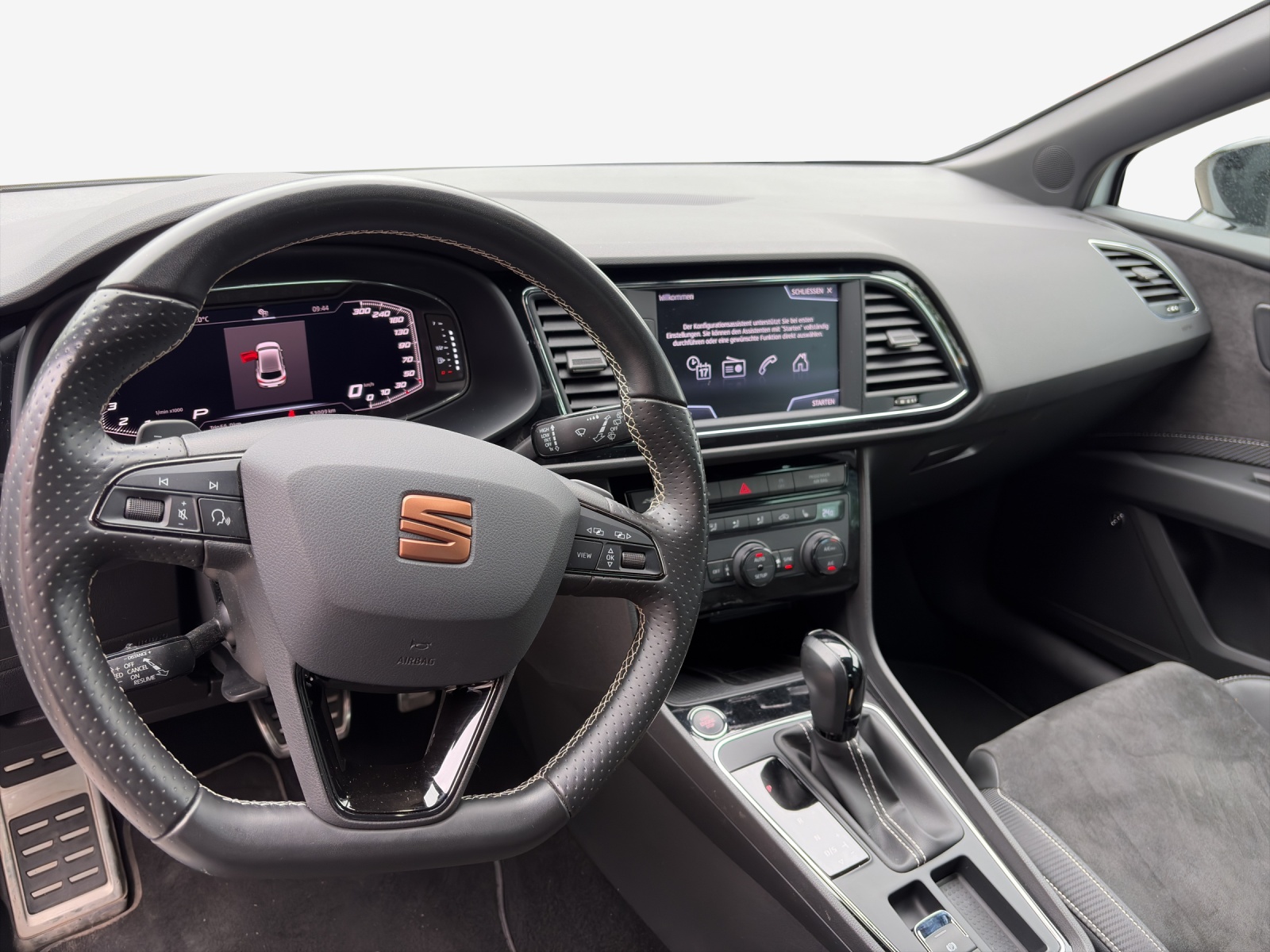 SEAT Leon 2.0 TSI Cupra 290 DSG-image-10