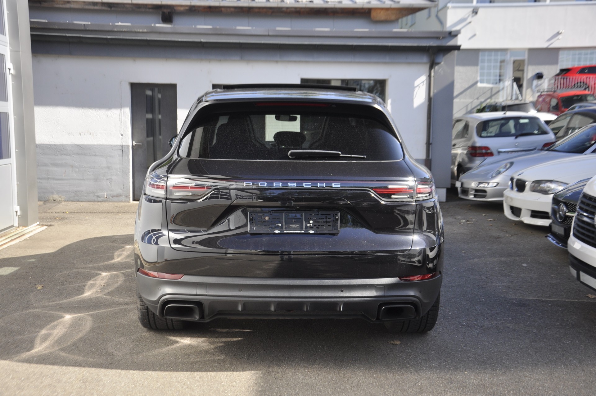 PORSCHE Cayenne E-Hybrid I Anhängerkupplung-image-11