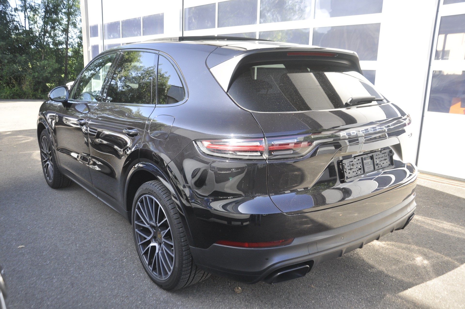 PORSCHE Cayenne E-Hybrid I Anhängerkupplung-image-12