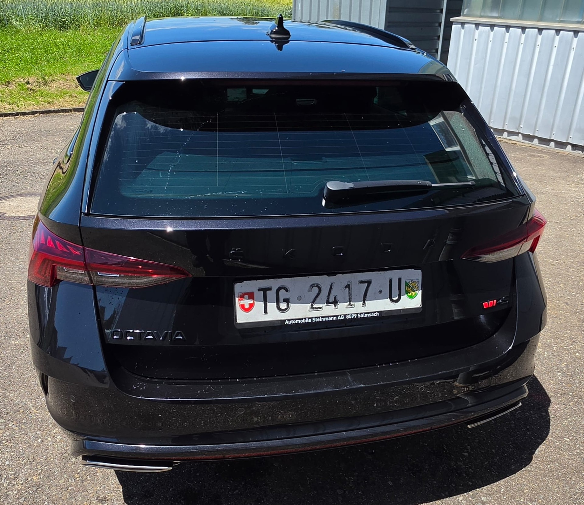SKODA Octavia Combi 2.0 TSI DSG RS-image-4