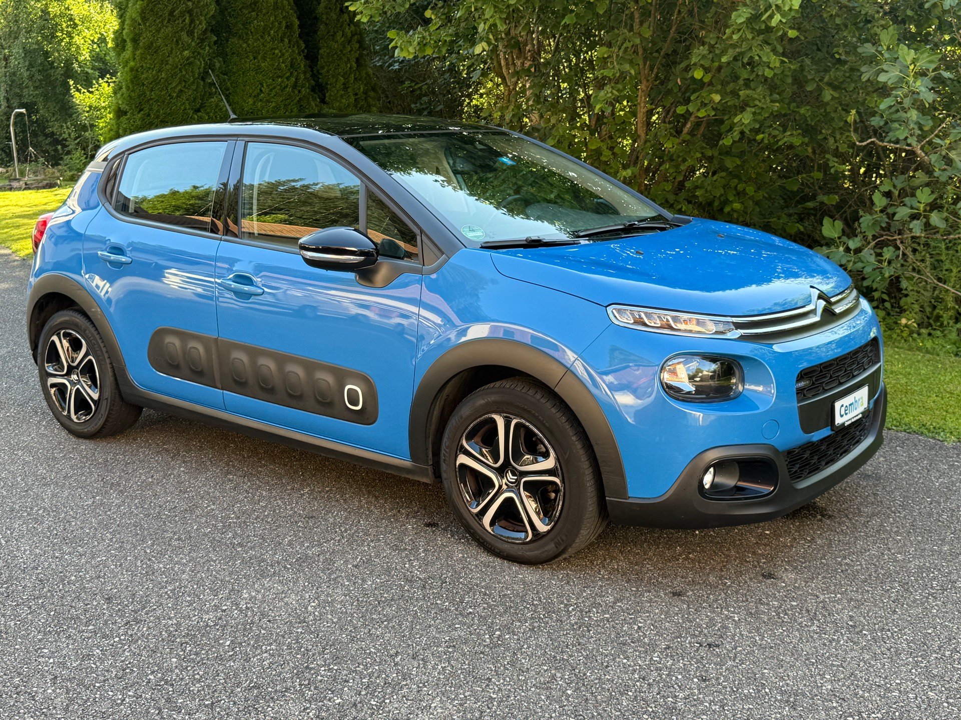 CITROEN C3 1.2i PureTech Shine EAT-image-4