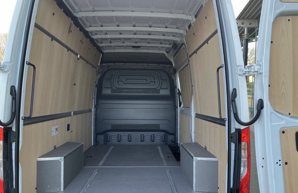 MERCEDES-BENZ Sprinter 317 CDI Standard 9G-TRONIC-image-6