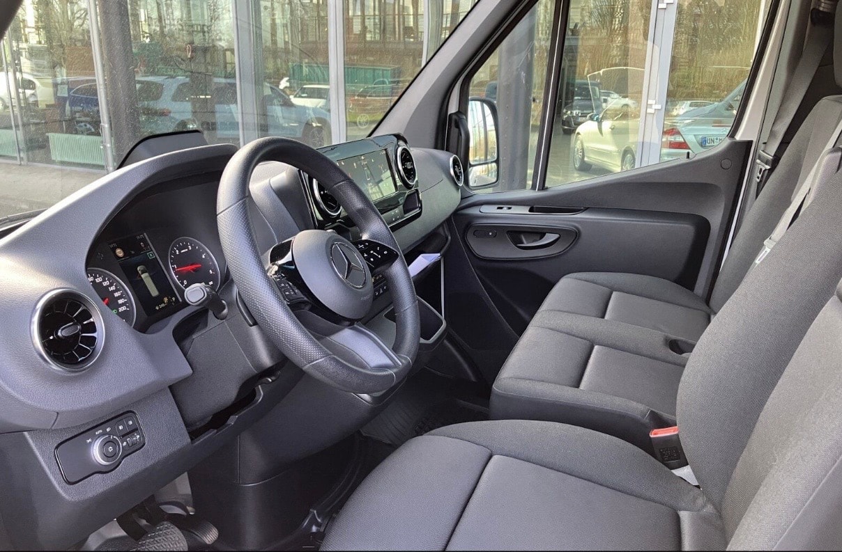 MERCEDES-BENZ Sprinter 317 CDI Standard 9G-TRONIC-image-7