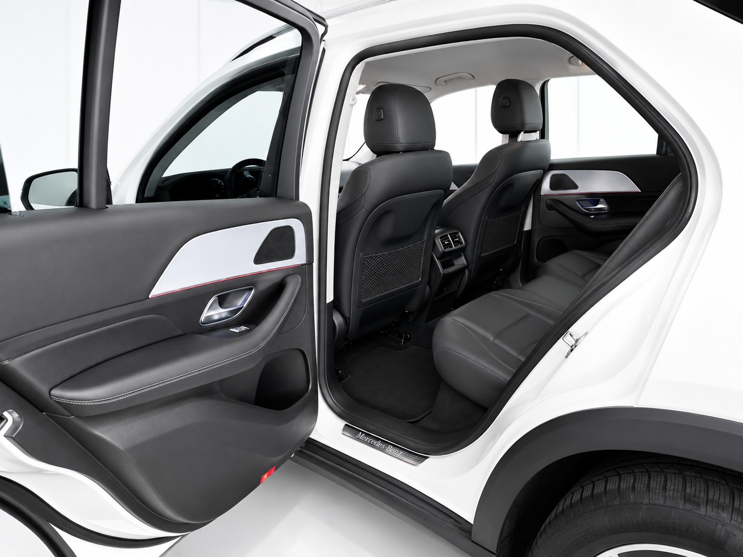 MERCEDES-BENZ GLE 300 d 4matic CH FAHRZEUG-image-9